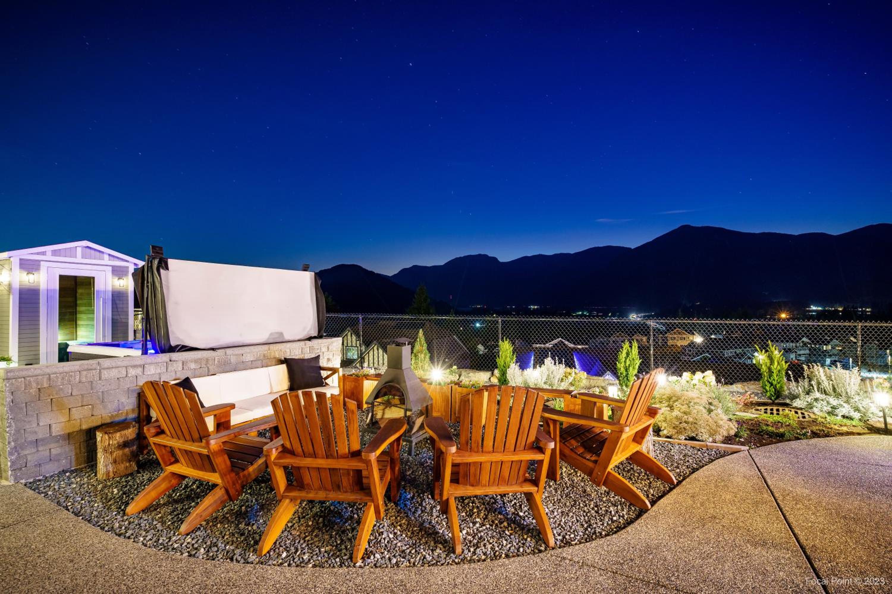 Mountain View Spa Retreat view 4