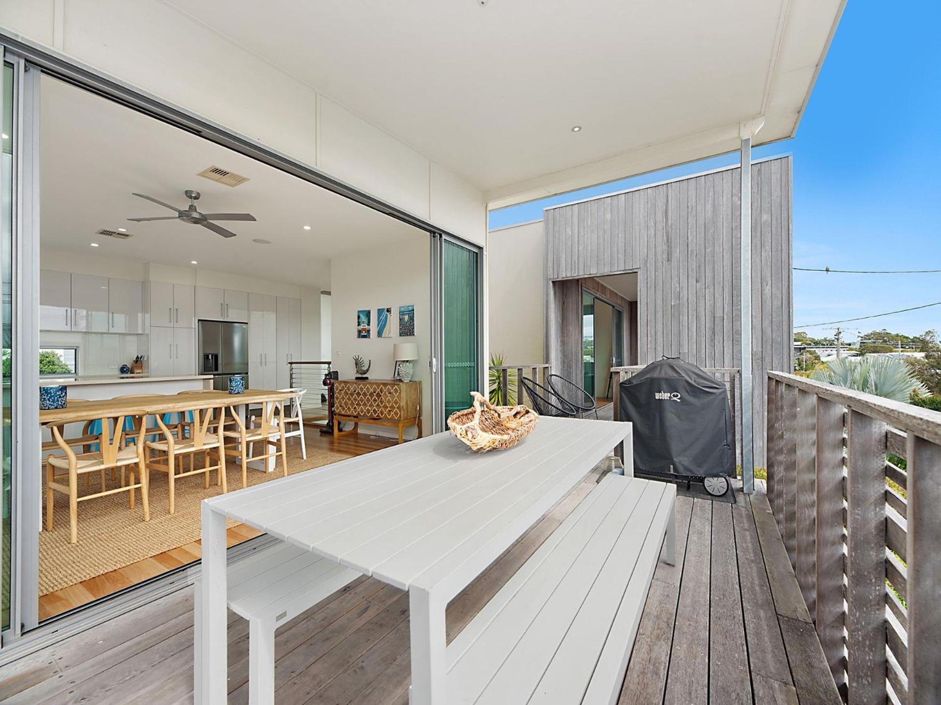 4 Mackay Street Dicky Beach