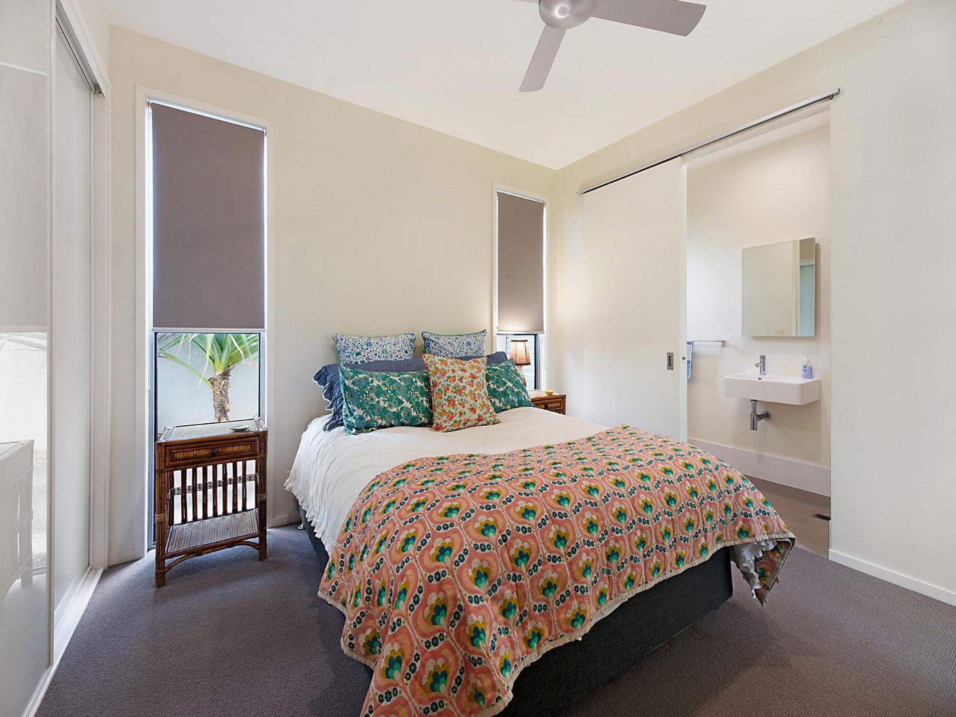 4 Mackay Street Dicky Beach