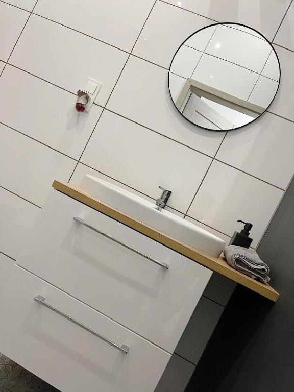 Photo 52