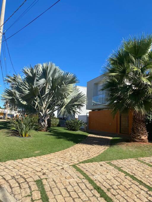 Casa excelente e ampla na represa de Piracaia