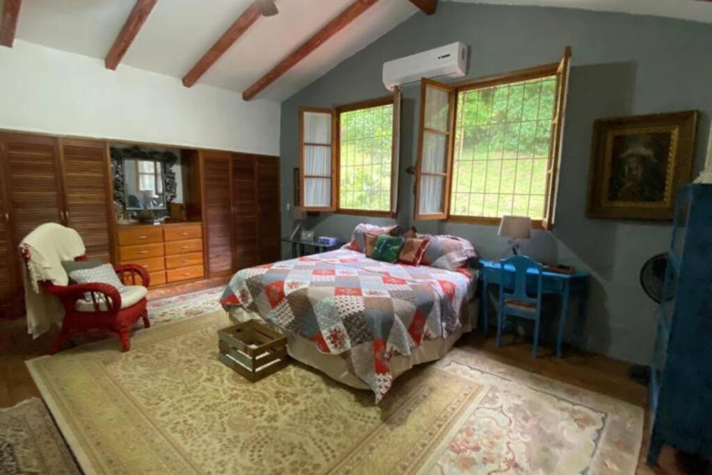 El Valle Mountain Retreat