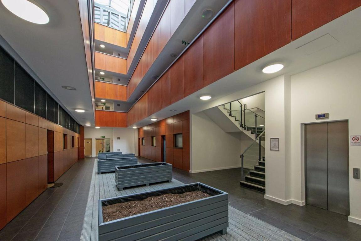 London Luxury Holiday Home B