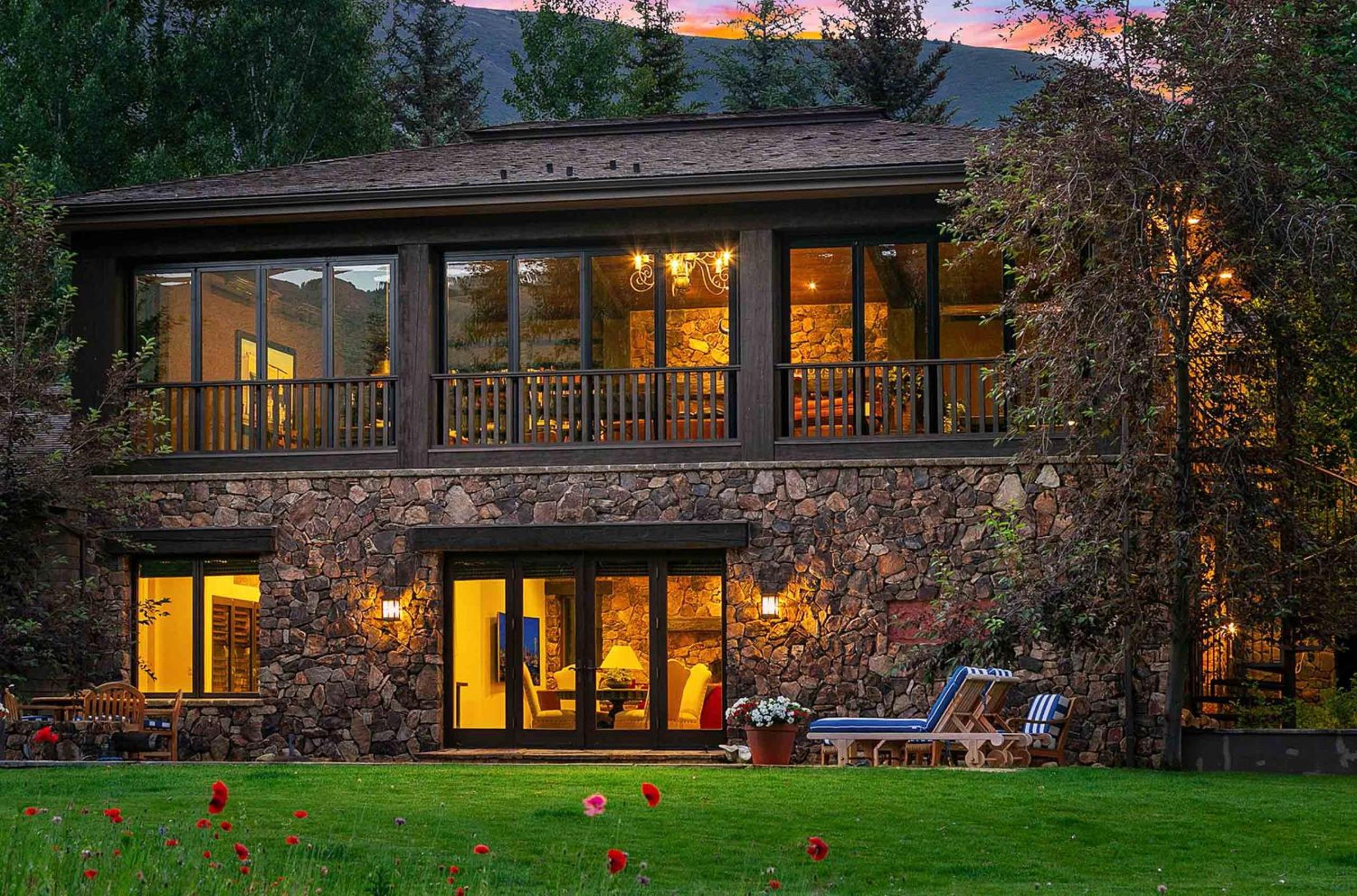 Villa Fleuve - Property Image 1