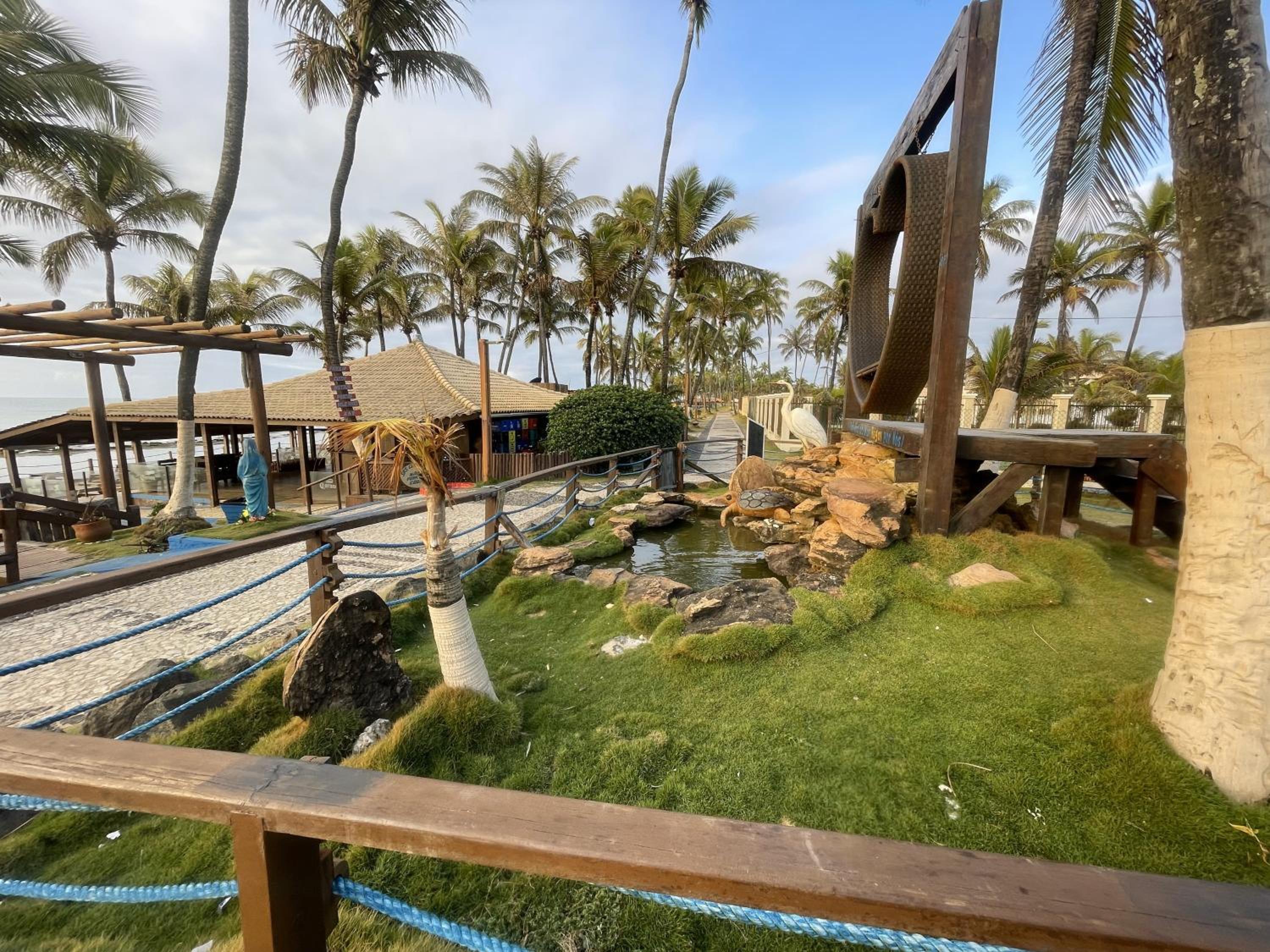 Casa Moderna com 2 Suites e Home Office na Praia
