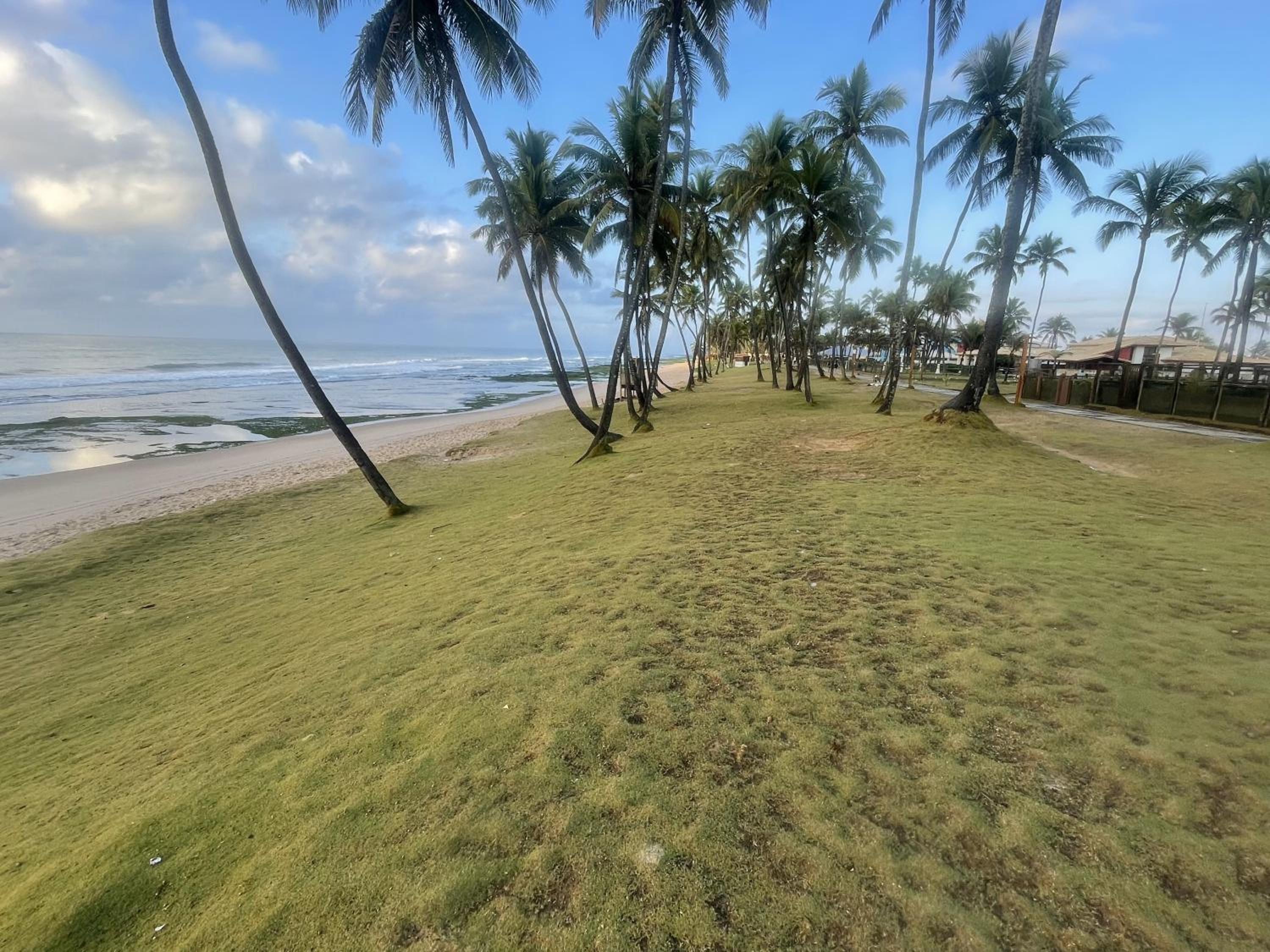 Casa Moderna com 2 Suites e Home Office na Praia