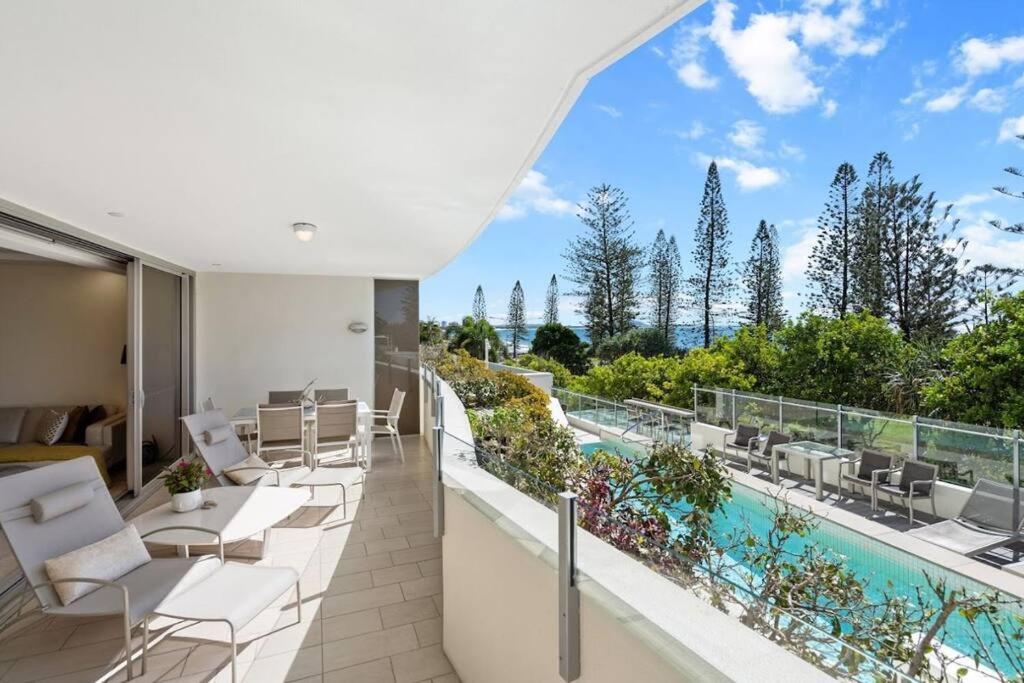 SEA PEARL 202–Waterfront Luxury Apartment