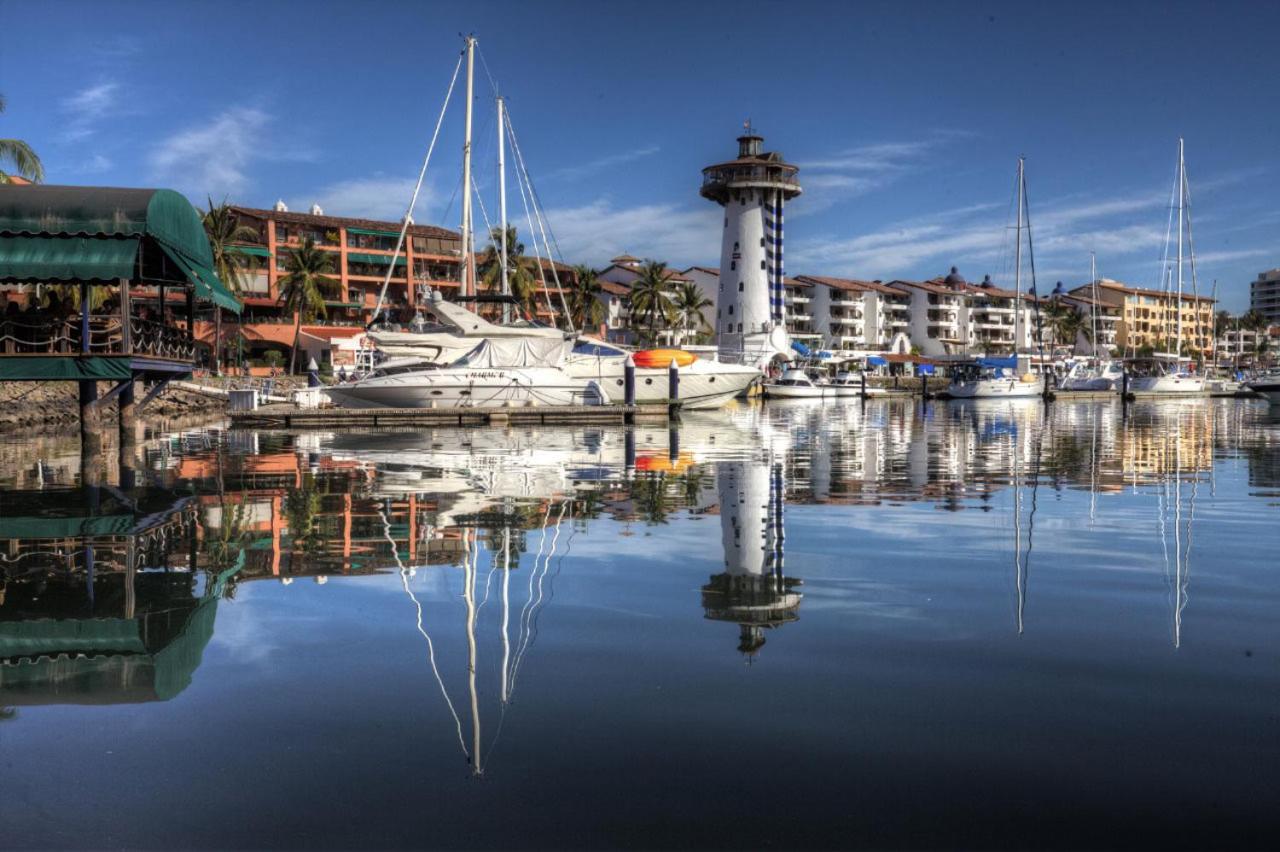Departamento en Marina Vallarta New listing