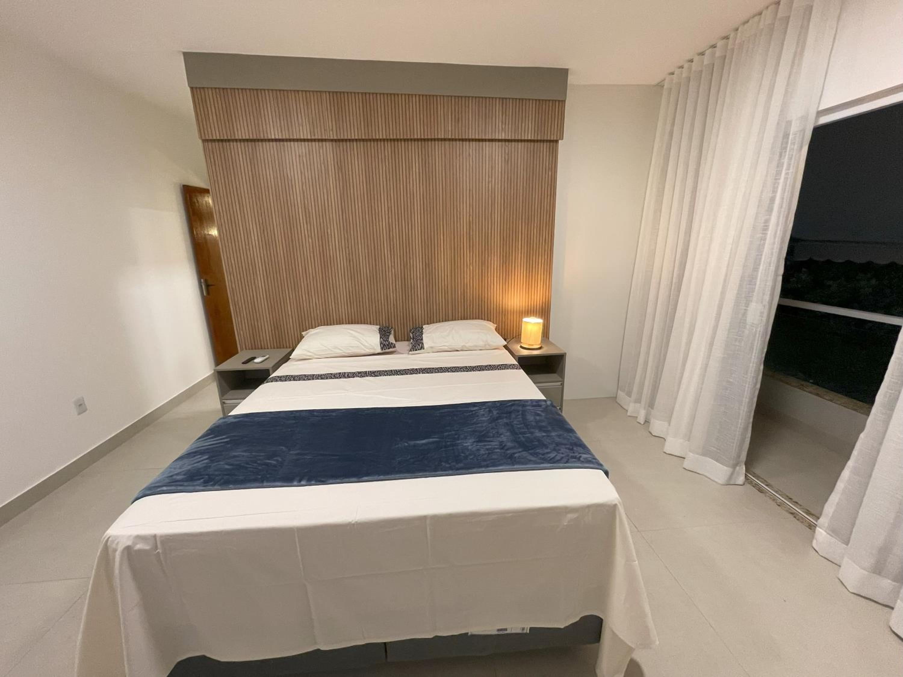 Casa Moderna com 2 Suites e Home Office na Praia
