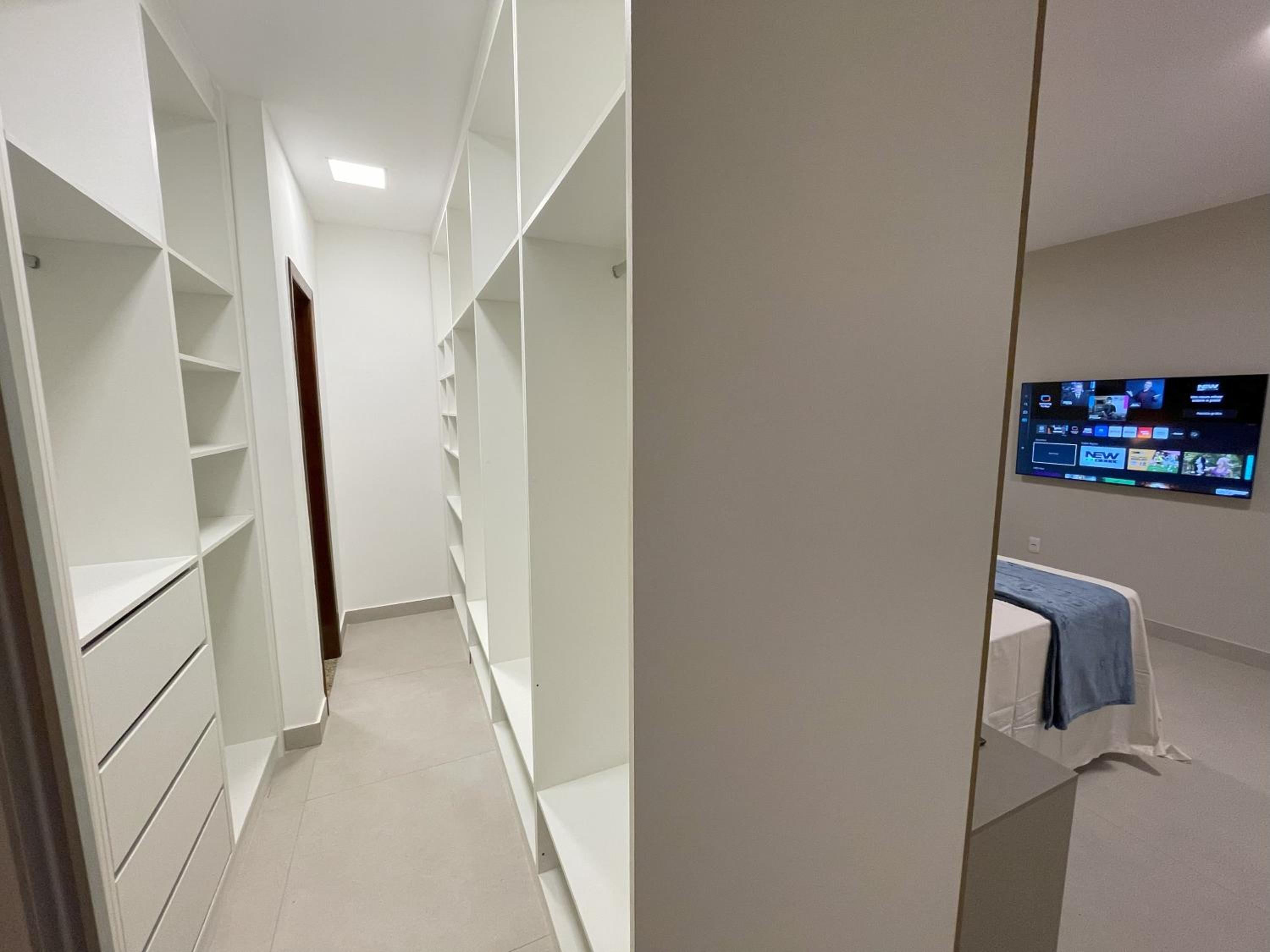 Casa Moderna com 2 Suites e Home Office na Praia