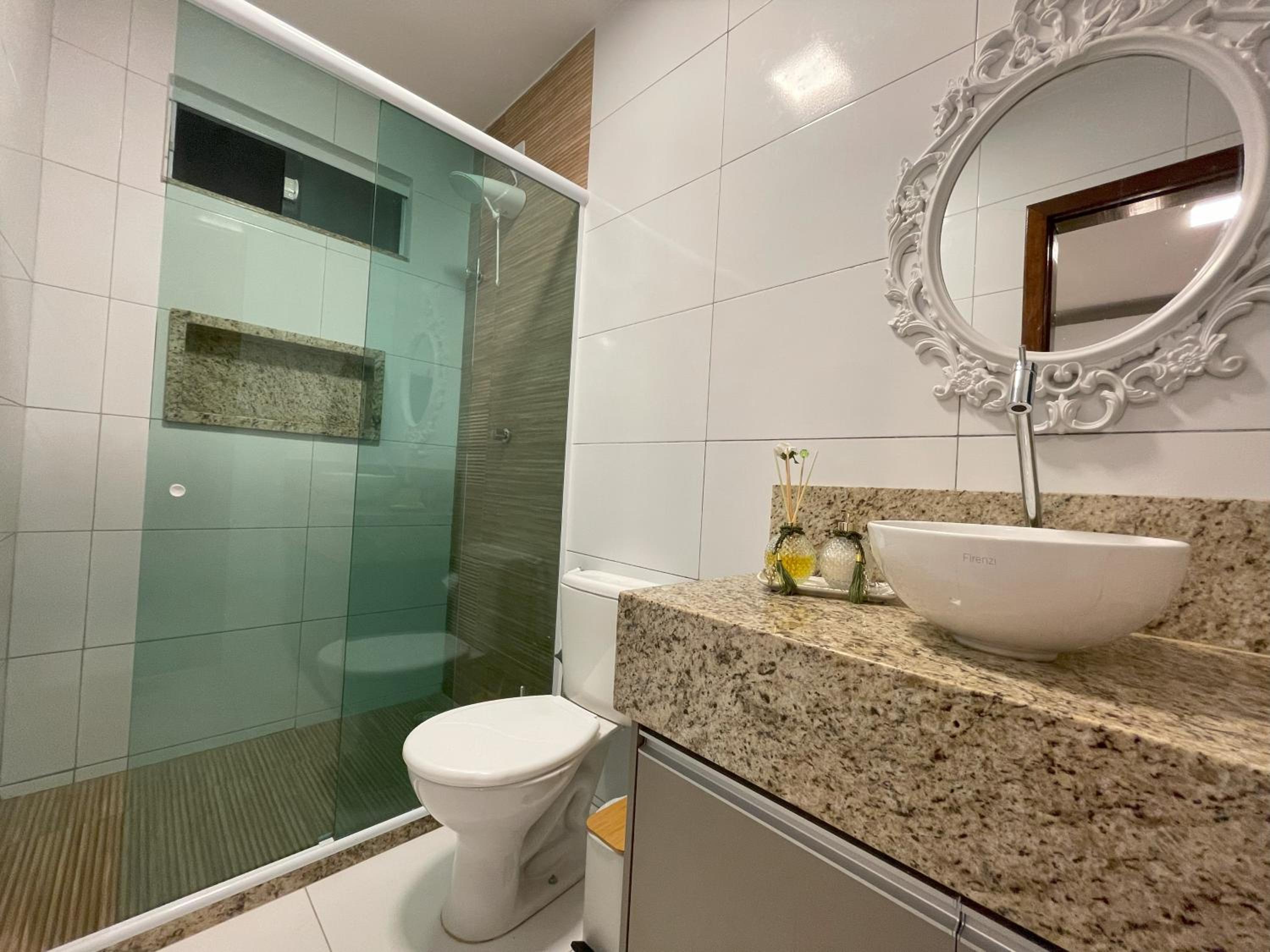 Casa Moderna com 2 Suites e Home Office na Praia