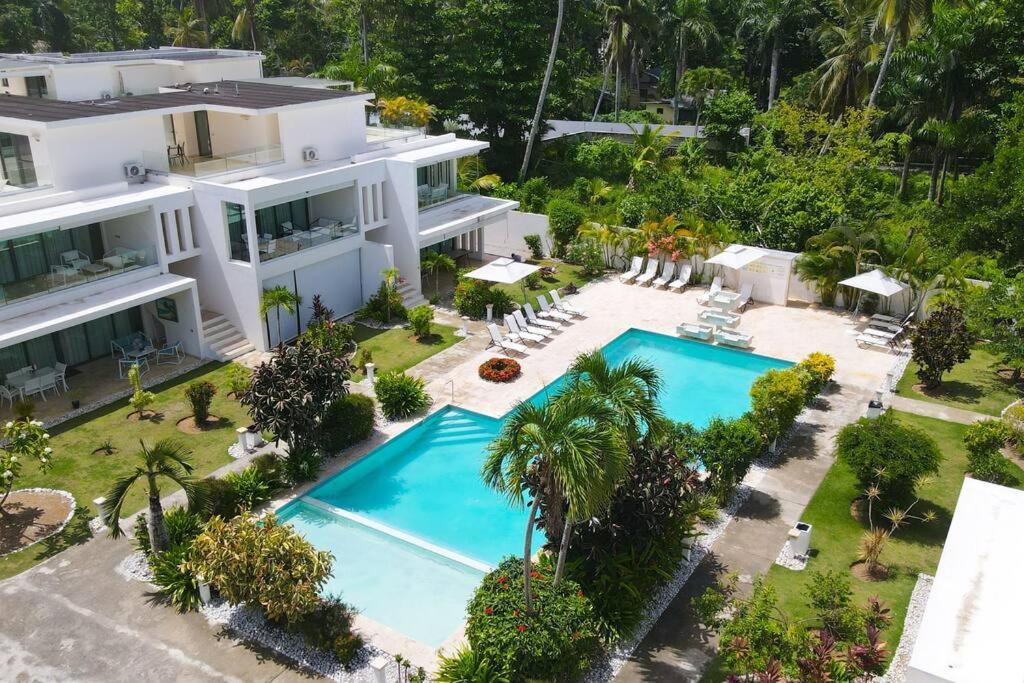Las Ballenas Beach Apartment