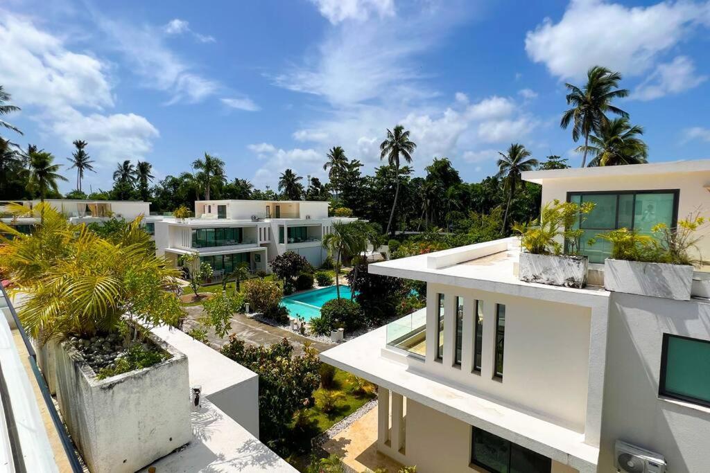 Las Ballenas Beach Apartment
