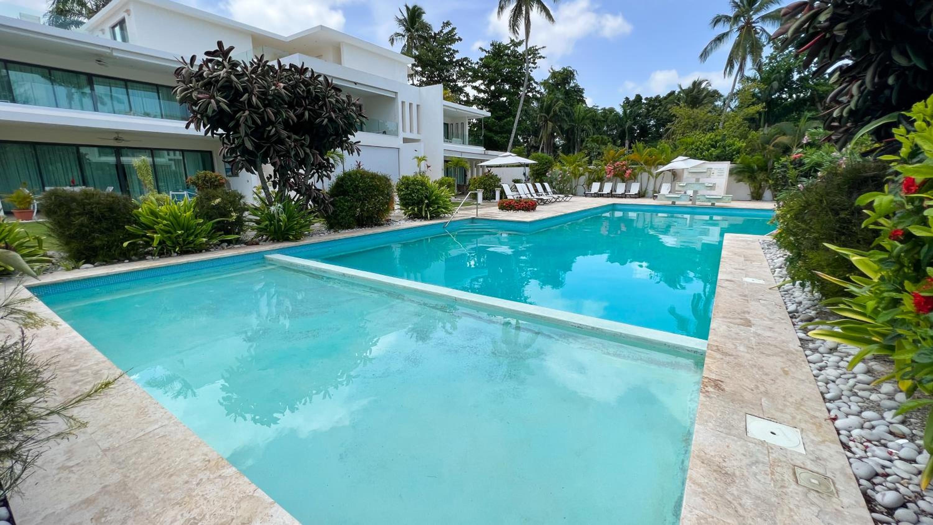 Las Ballenas Beach Apartment