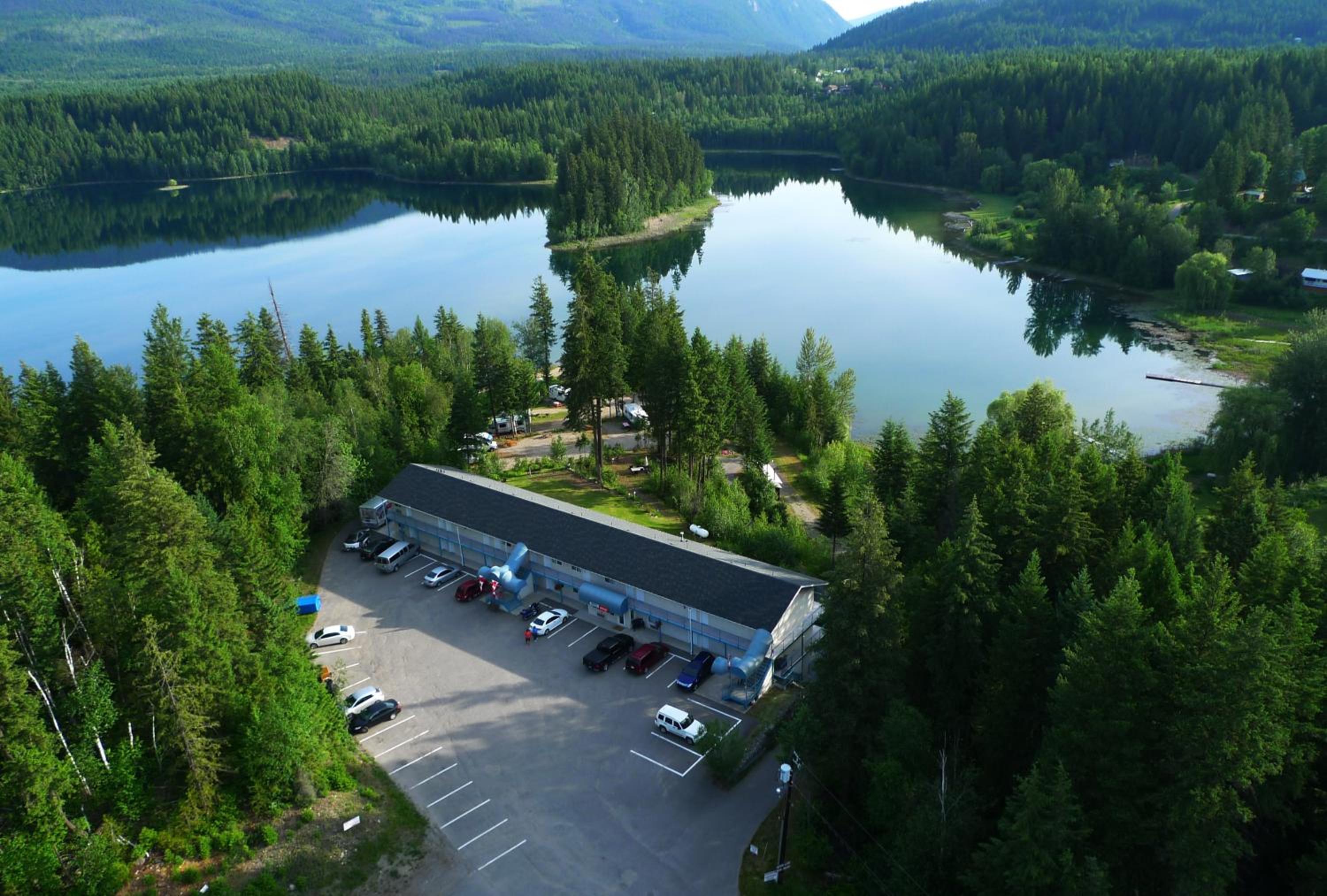 Hotel Civilia Lakeside by Civilia Golf Retreat