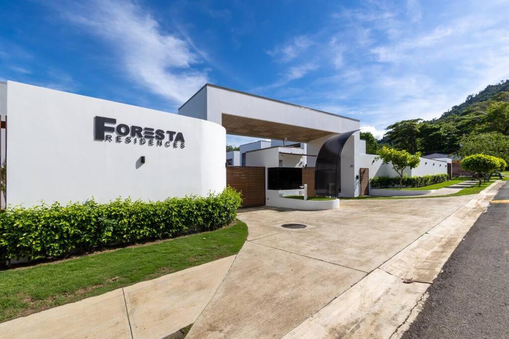 Foresta Mountain View