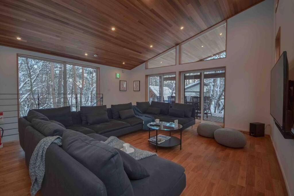Hakuba Elgin- Brand new exquisite luxury villa