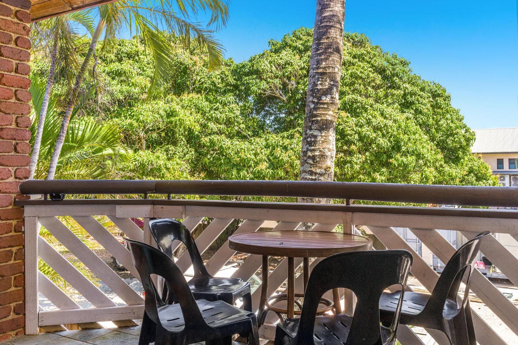 Aquarius Backpackers Resort