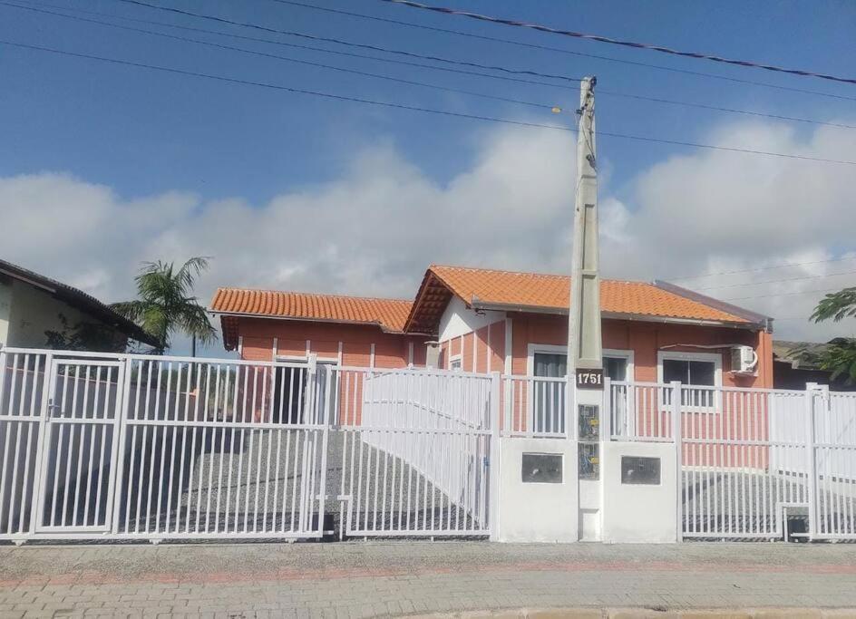 CASA CLIMATIZADA COM HIDROMASSAGEM PRÓXIMO BETO CARRERO E PRAIAS - Casa 2 DuMar Hospedagem