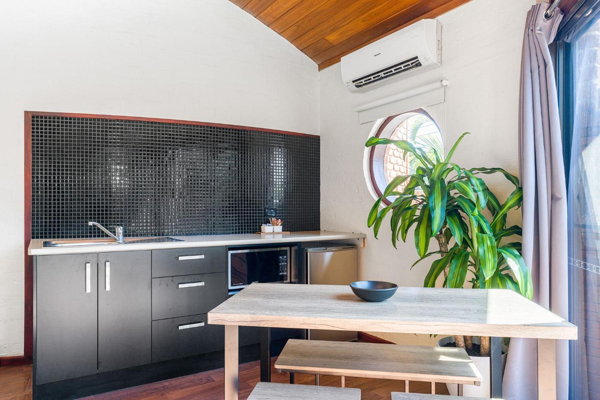 Aquarius Backpackers Resort