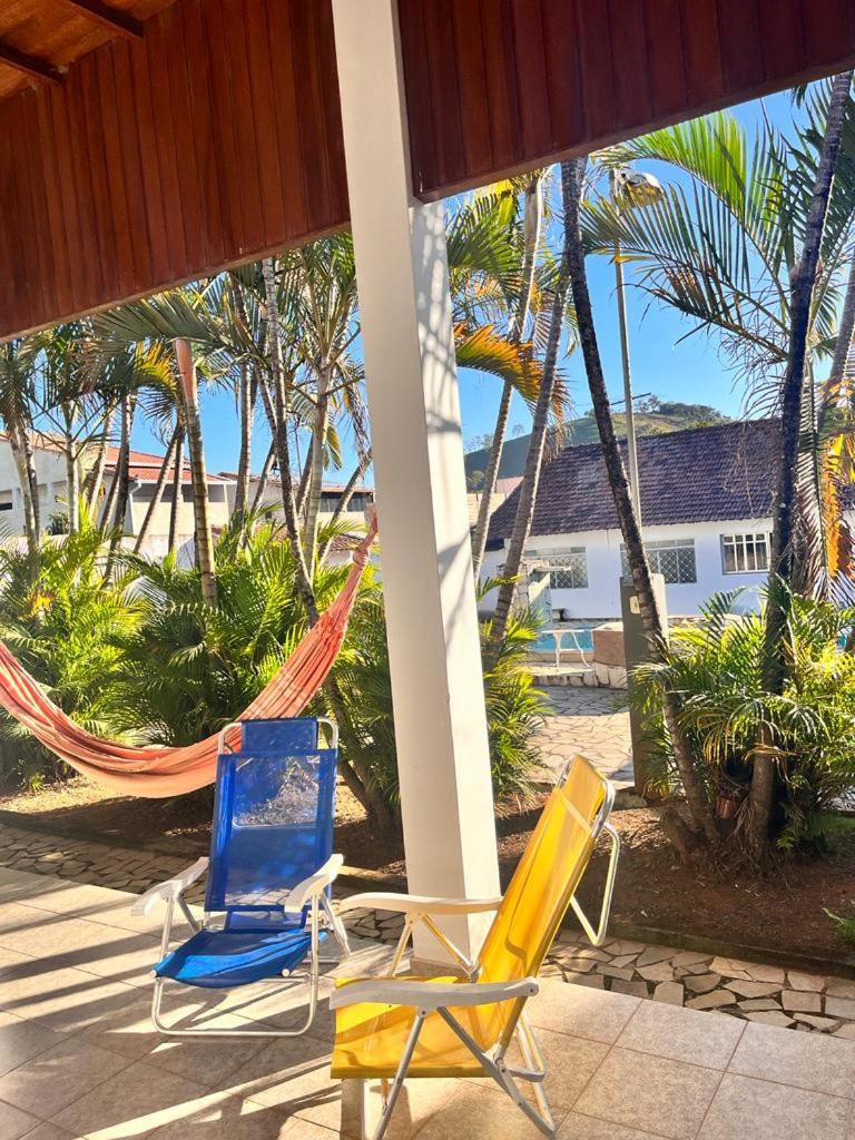 Casa de campo com piscina, mesa de bilhar e 3 quartos