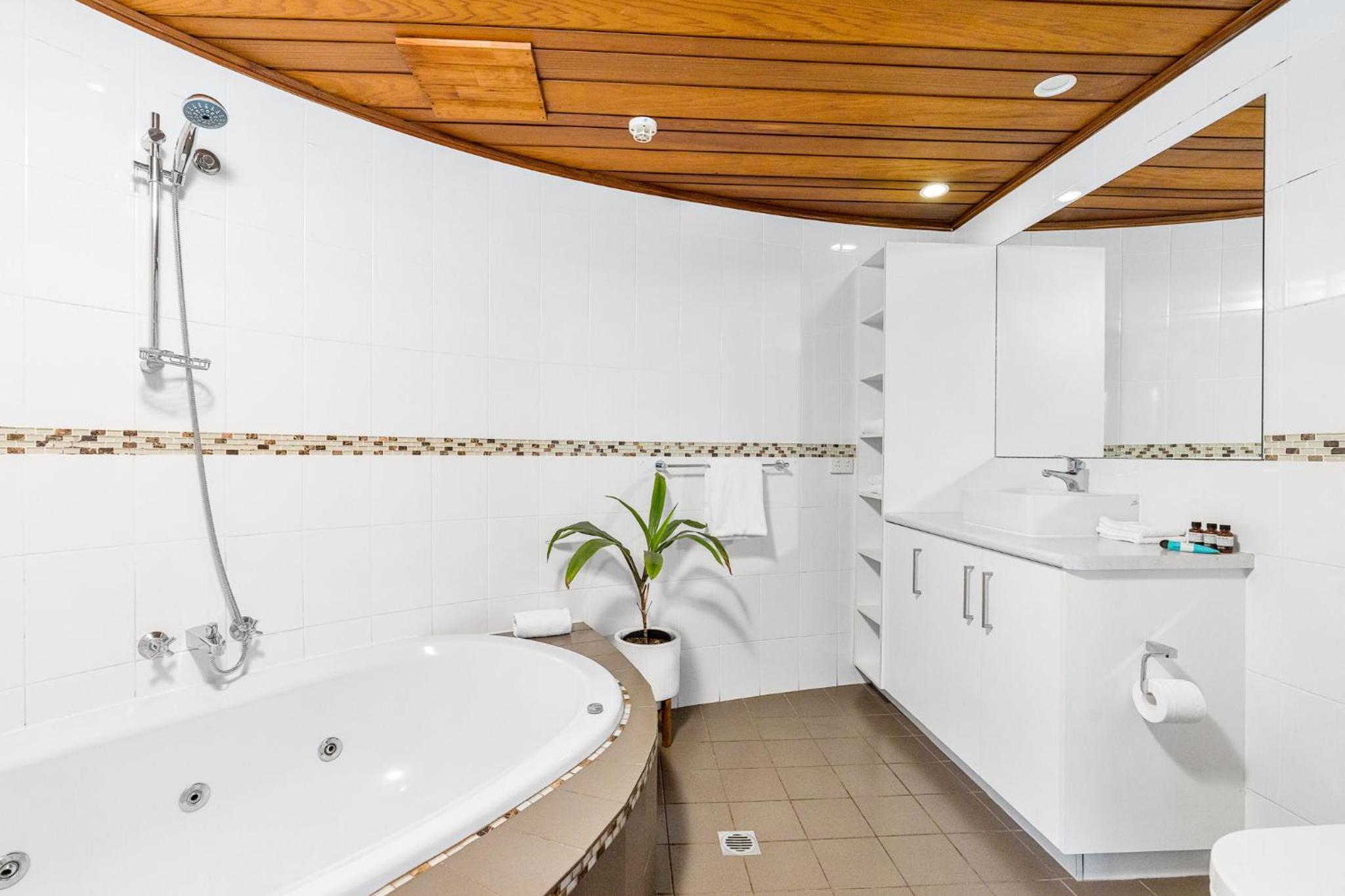 Aquarius Backpackers Resort