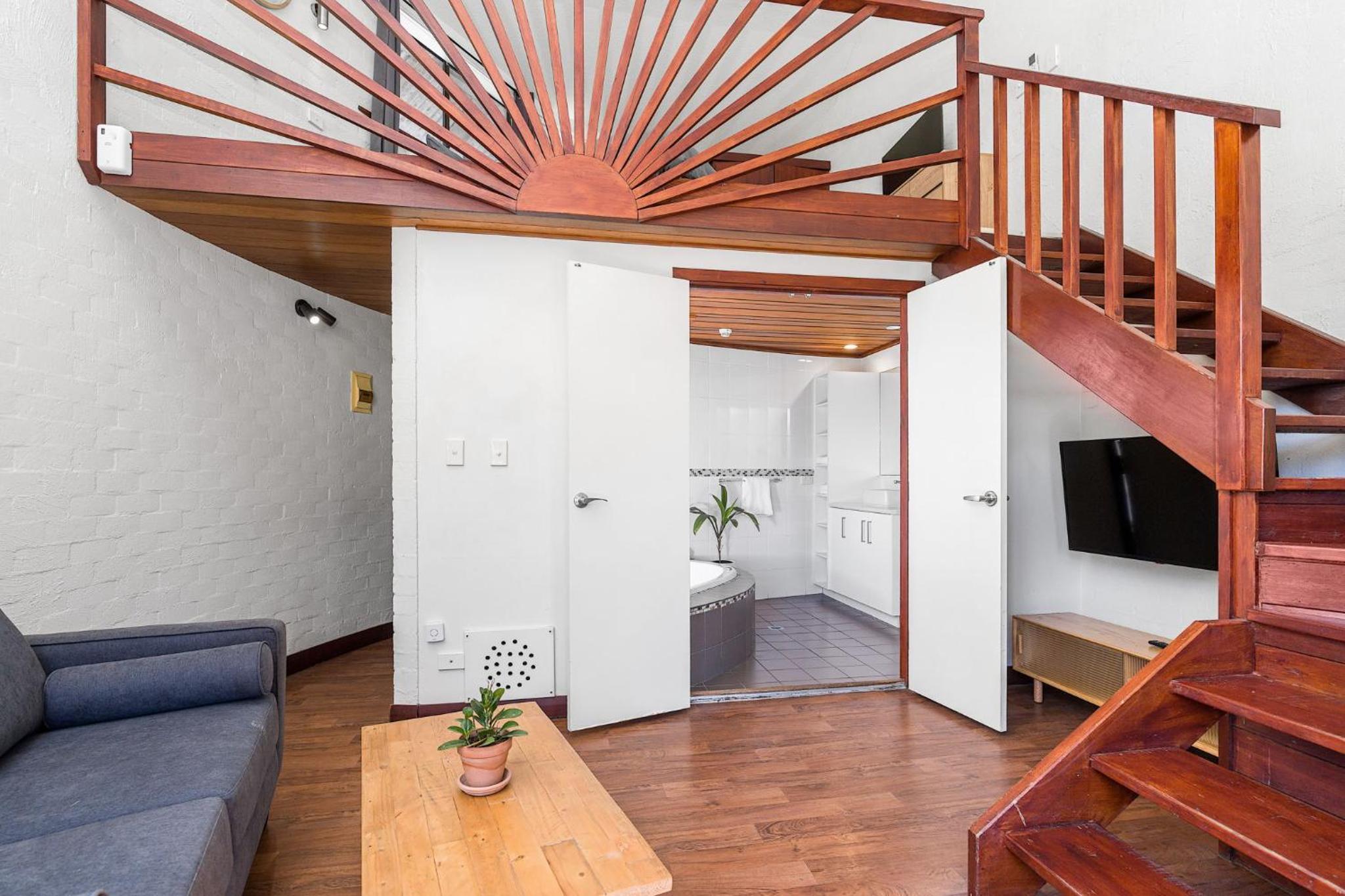 Aquarius Backpackers Resort