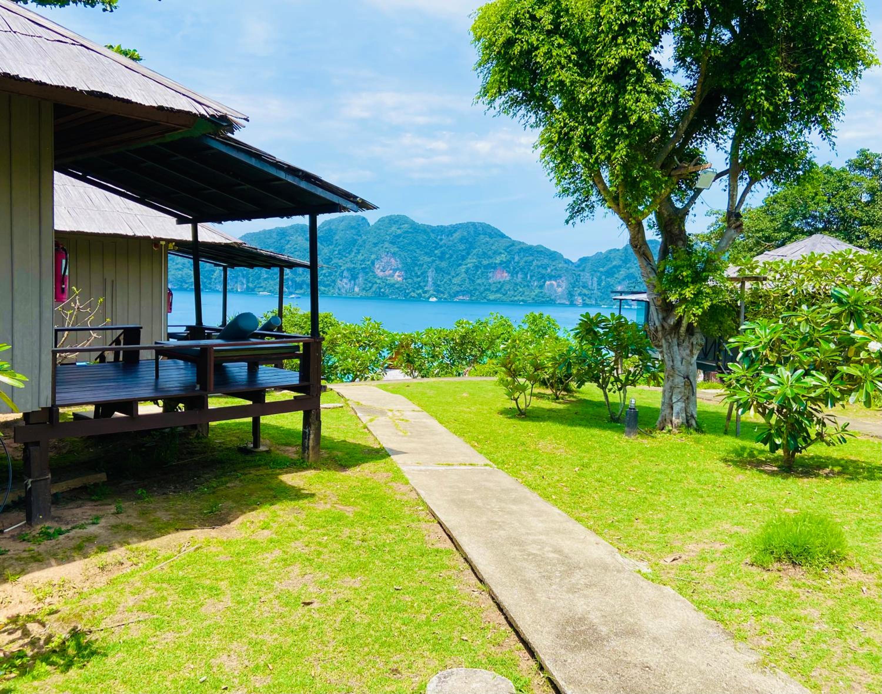 HIP Seaview Resort @ Phi Phi