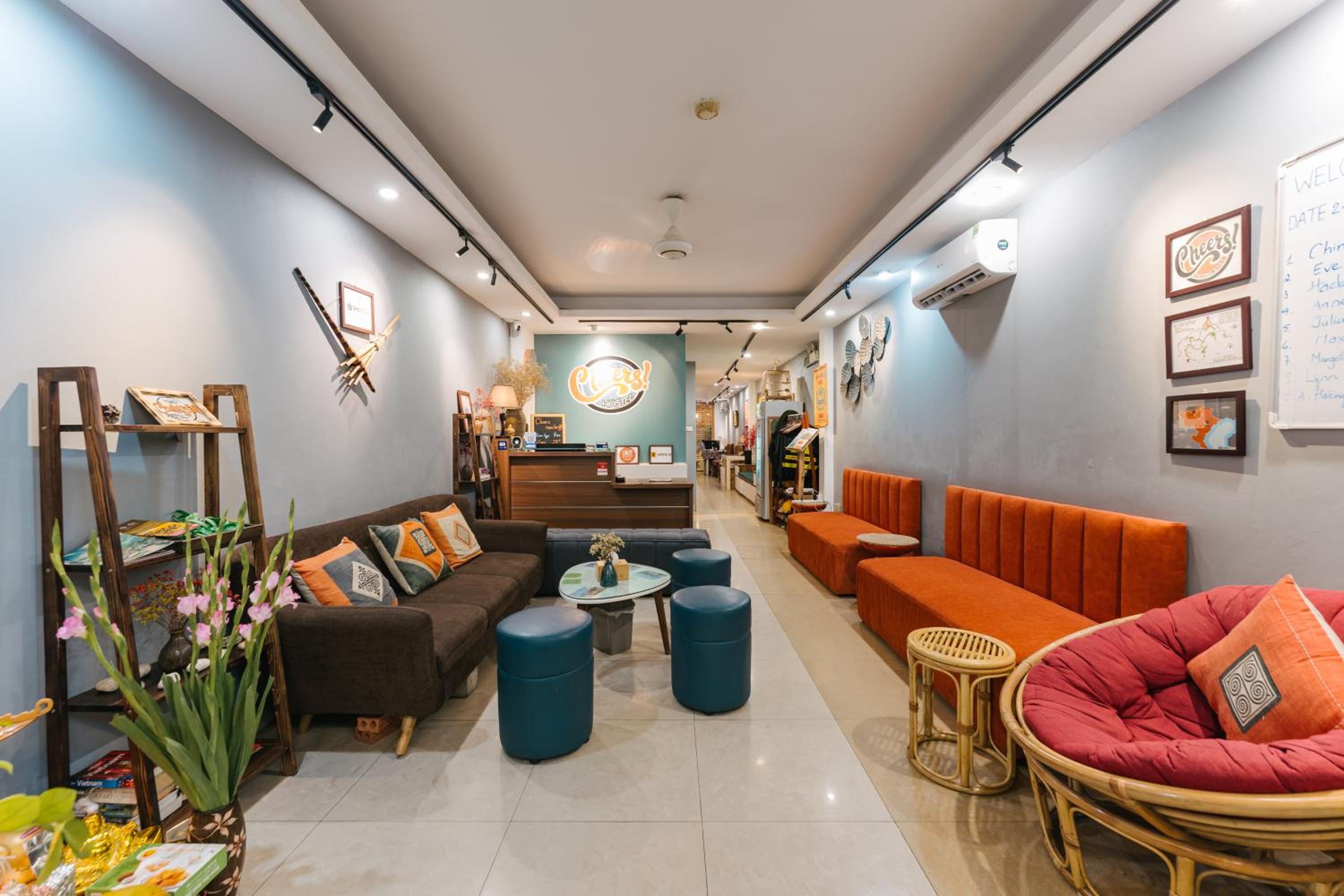 Cheers Hostel Hanoi