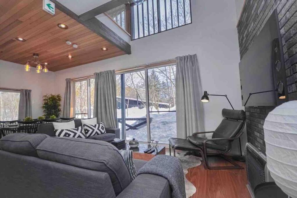 Hakuba Hoshikage - beautiful mountain cottage view 4