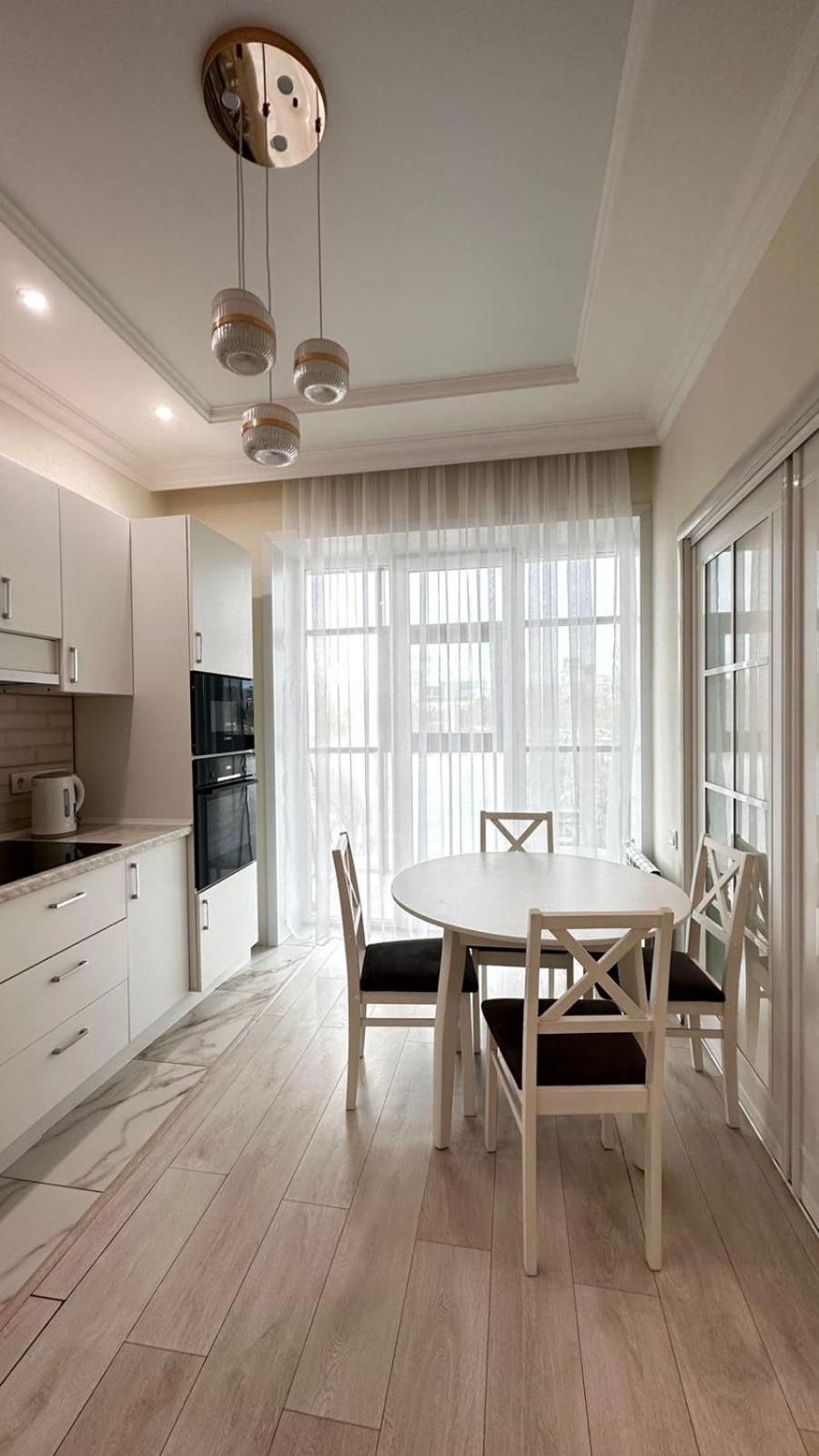 Luxe Apartments on Stepnoy view 5
