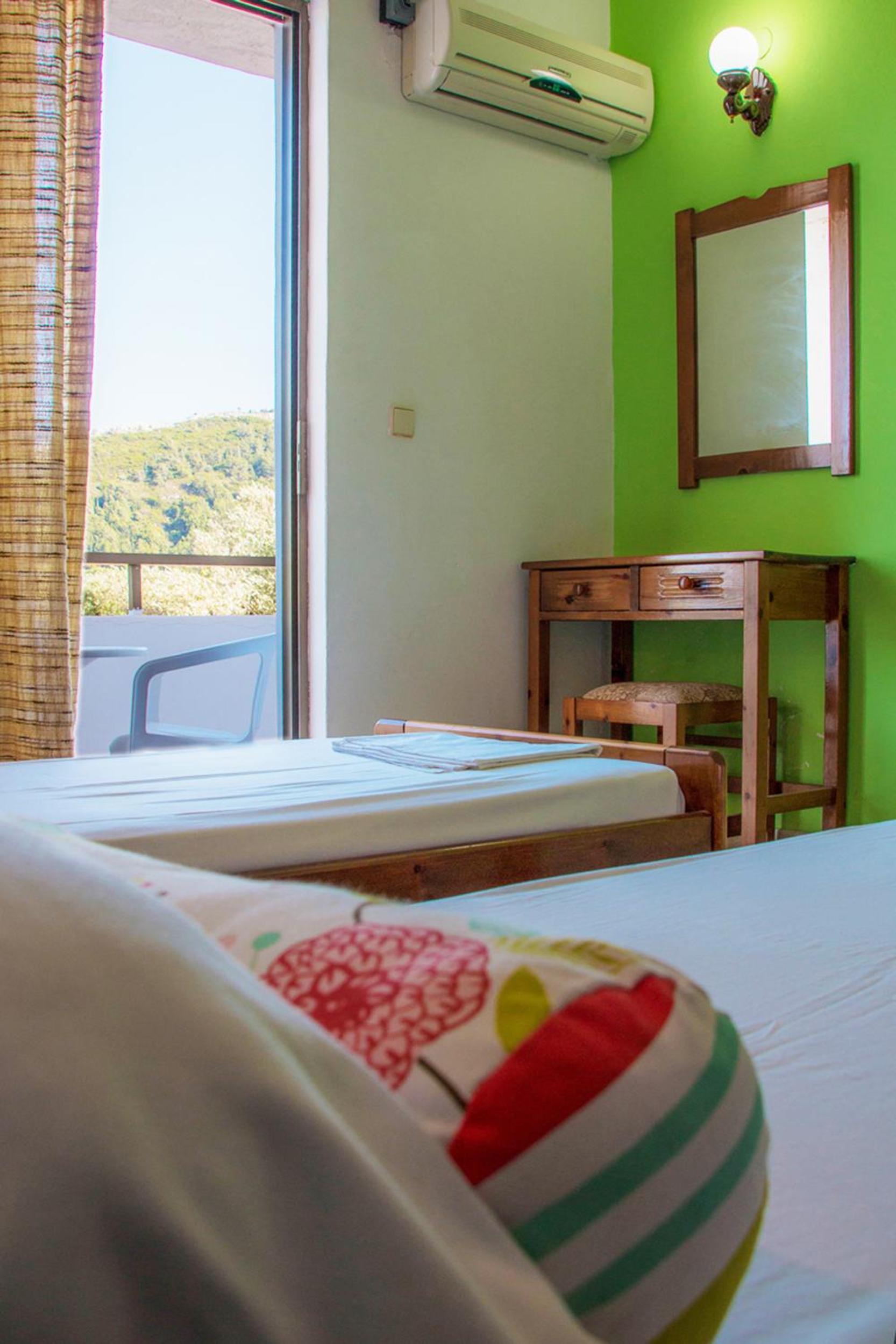 Nikos BnB