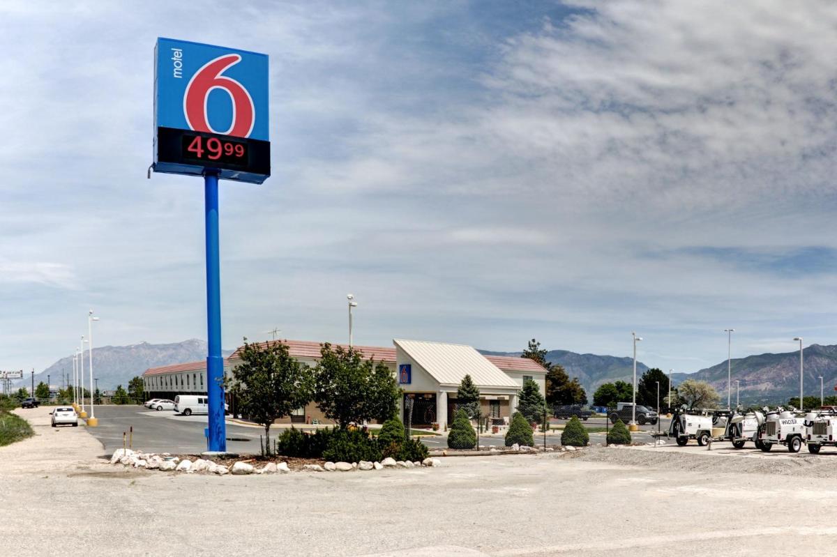 Ogden Vacations - Motel 6-Ogden, UT - Riverdale - Property Image 2