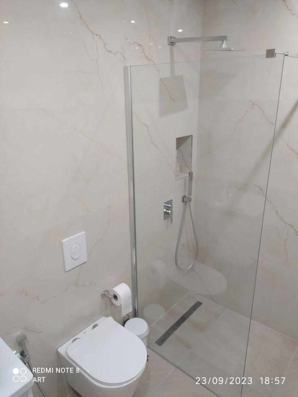City Center Tirana luxury Orange Apartment 9A