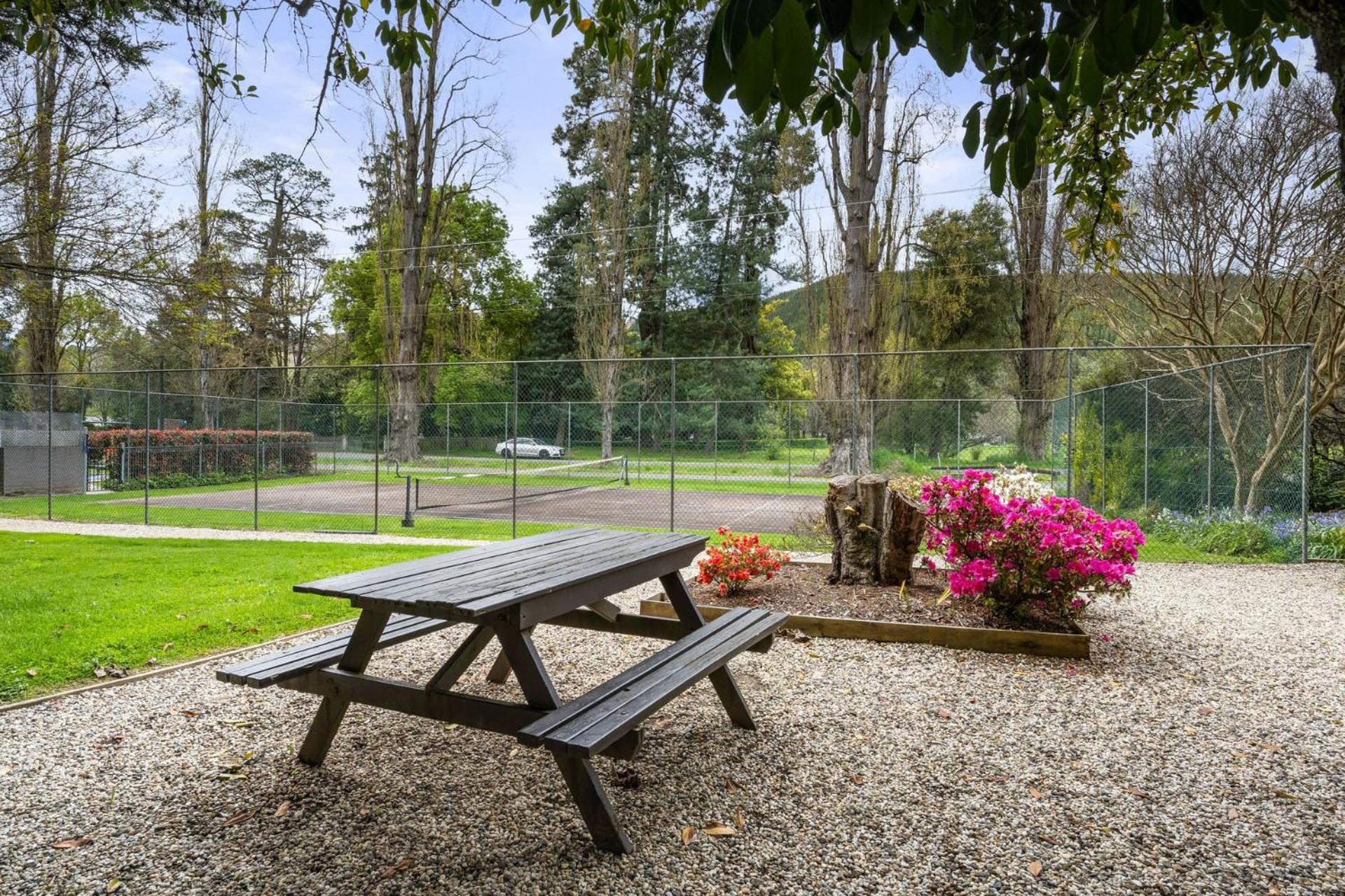 Grevillea Gardens Unit 4