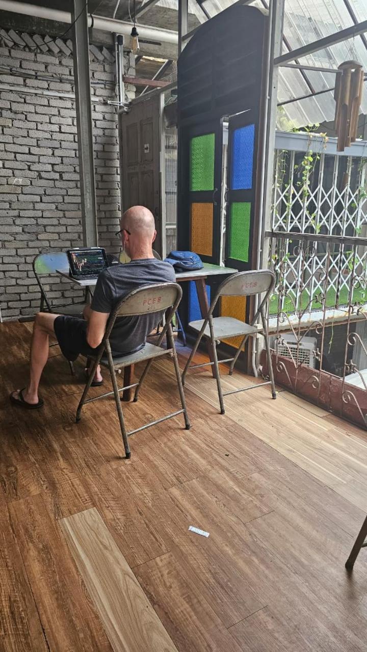 Mingle Highstreet - CoWorking Hub