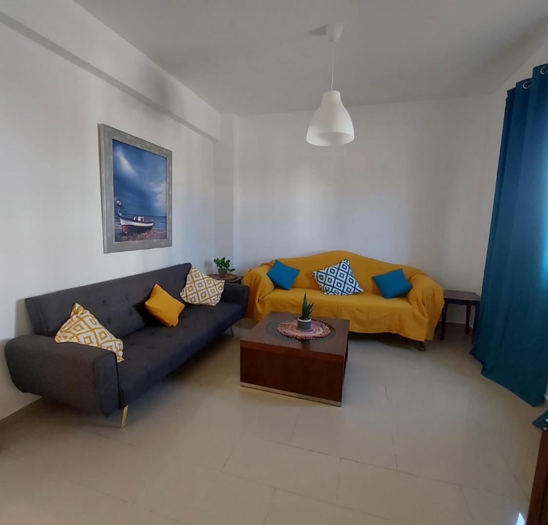 The T Villa