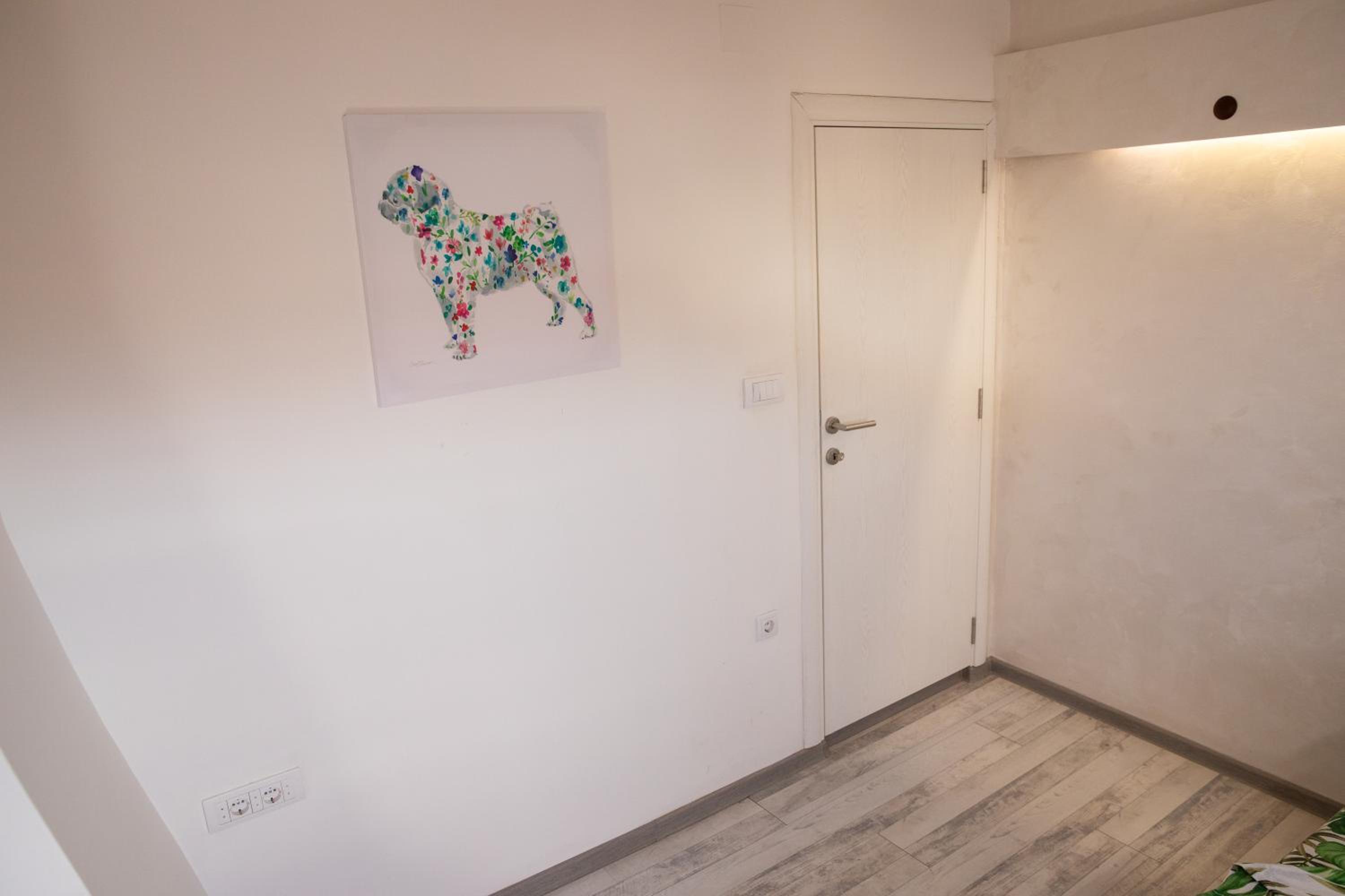 Garden apartment & parking