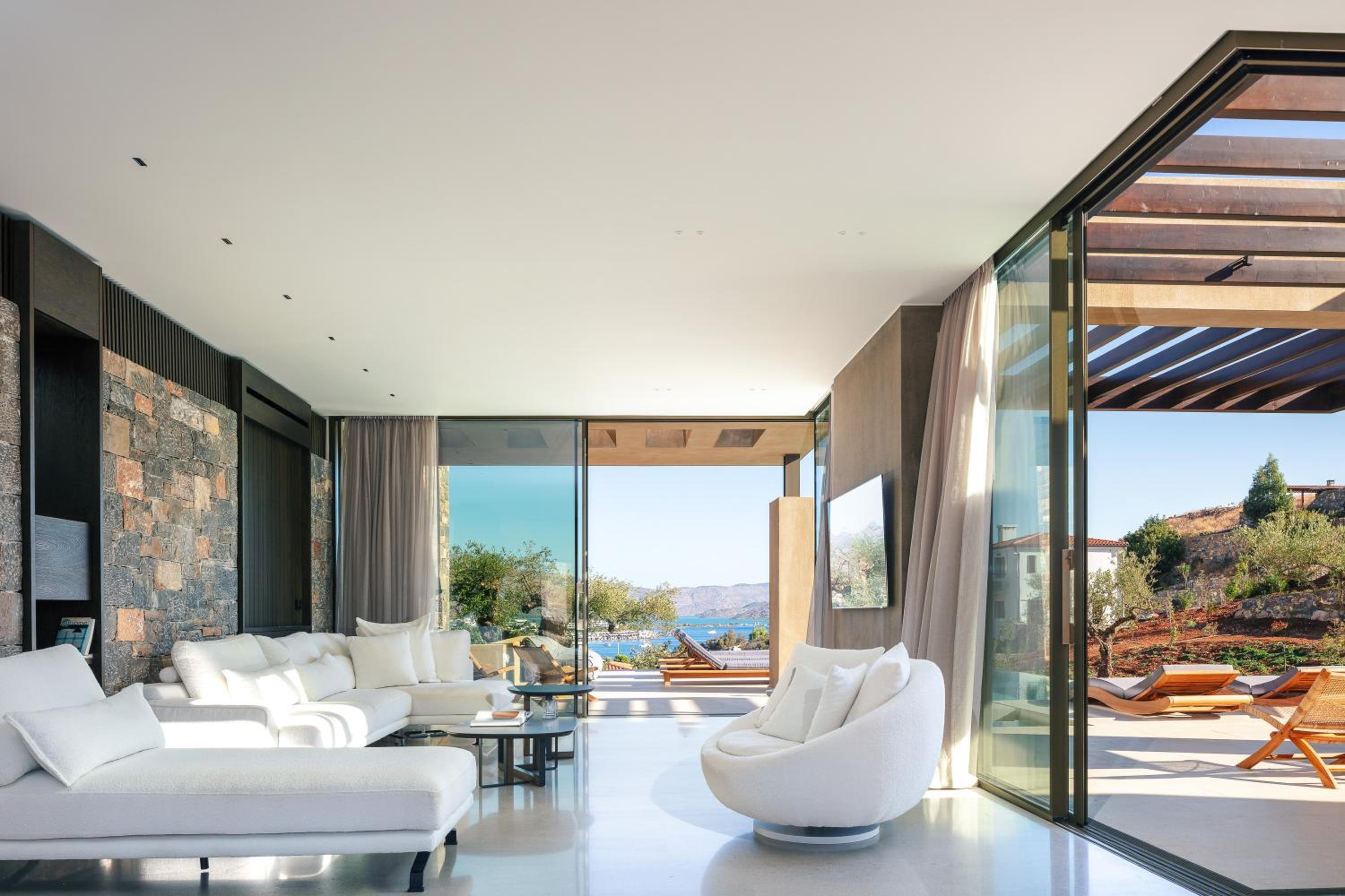 Villa Katy - Sea vistas & Minimalist Opulence by etouri