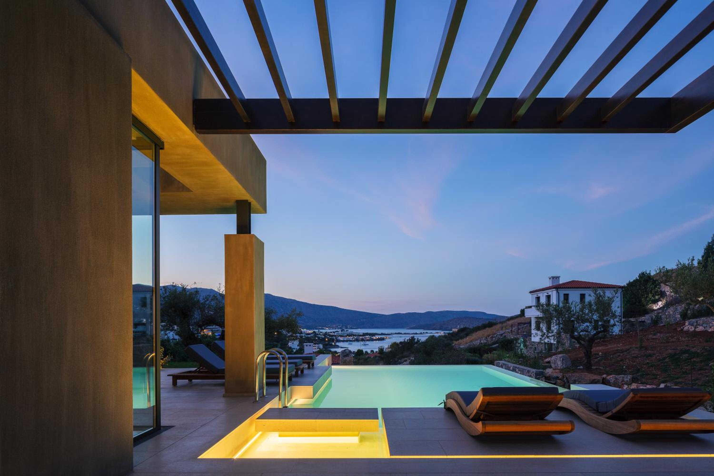 Villa Katy - Sea vistas & Minimalist Opulence by etouri