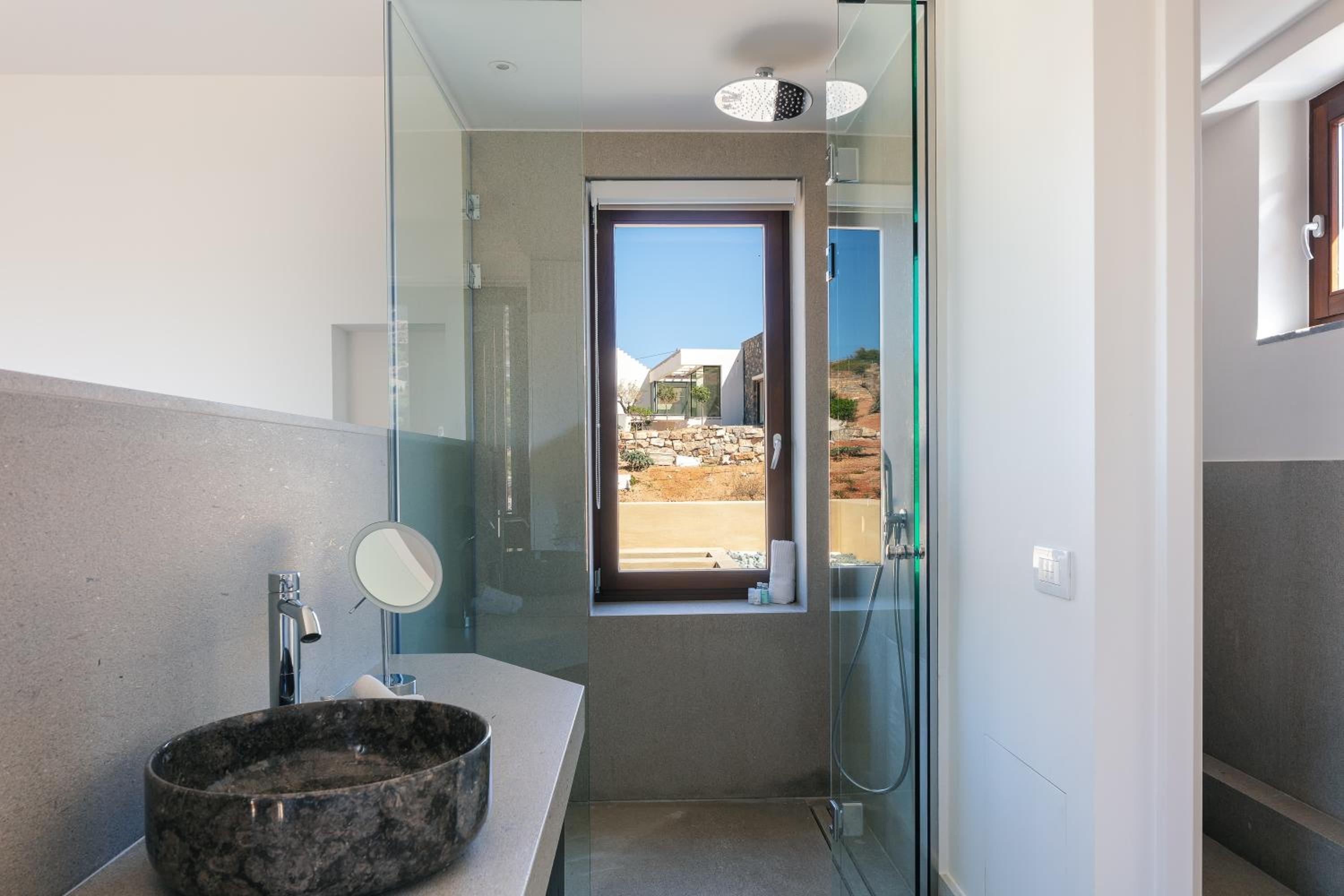 Villa Katy - Sea vistas & Minimalist Opulence by etouri