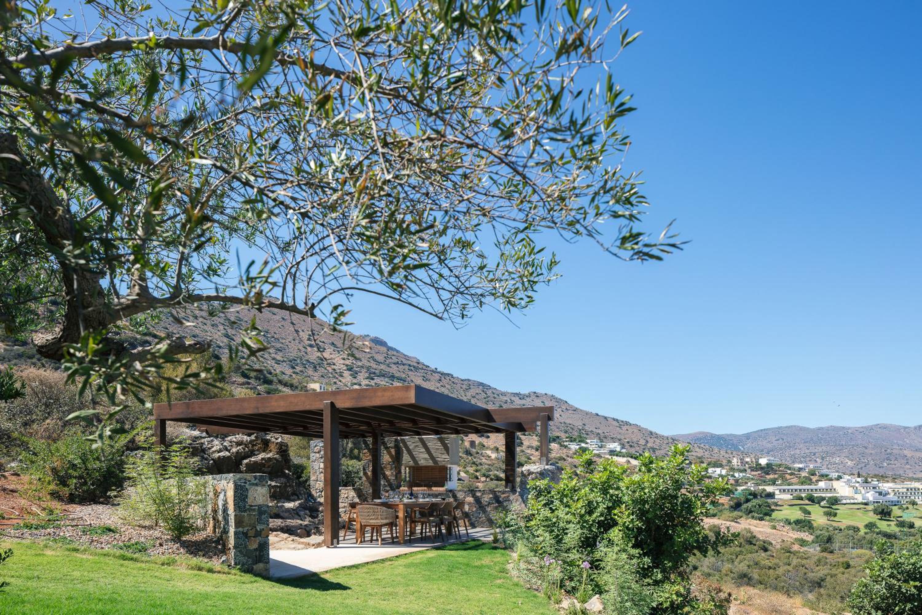 Villa Katy - Sea vistas & Minimalist Opulence by etouri