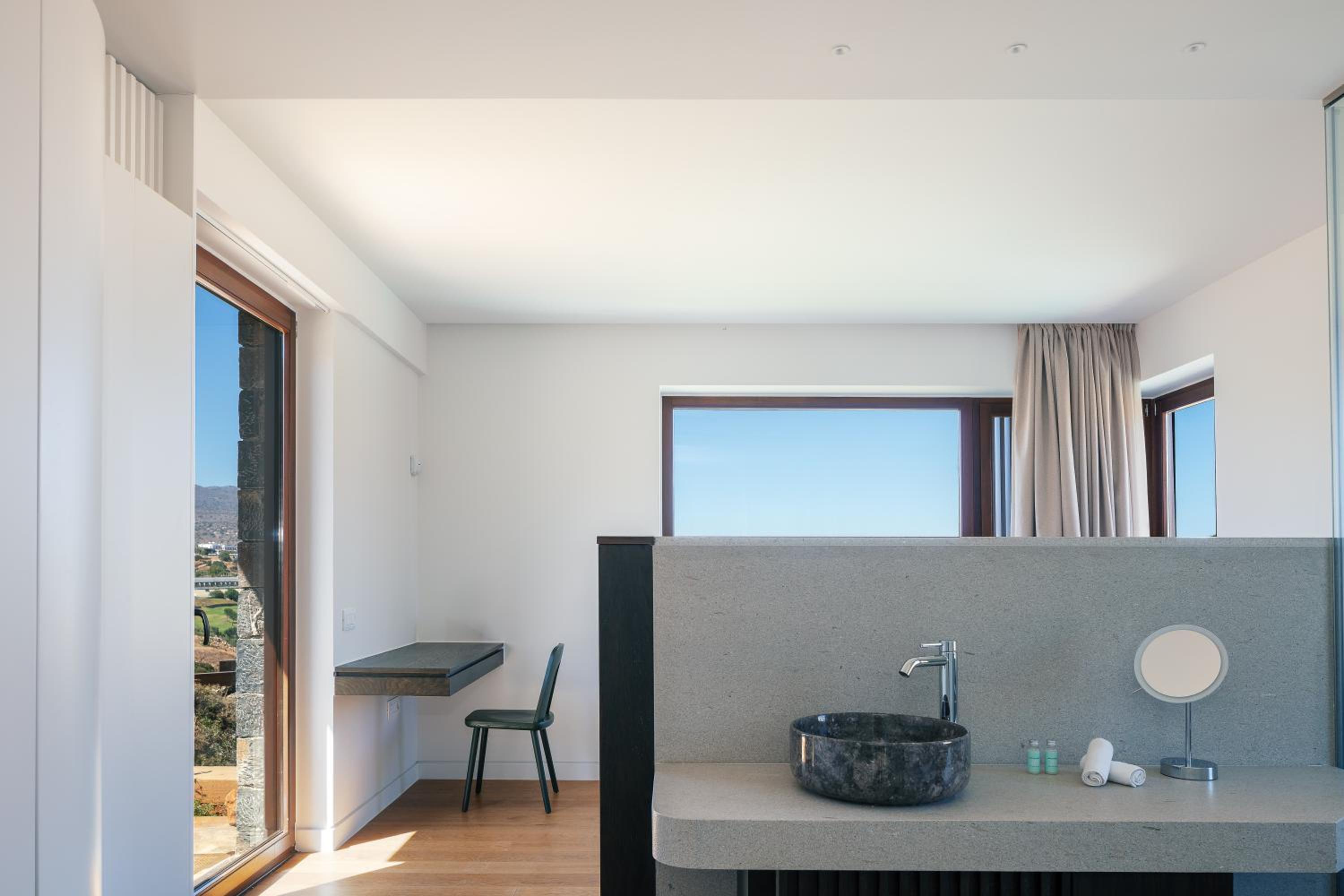 Villa Katy - Sea vistas & Minimalist Opulence by etouri