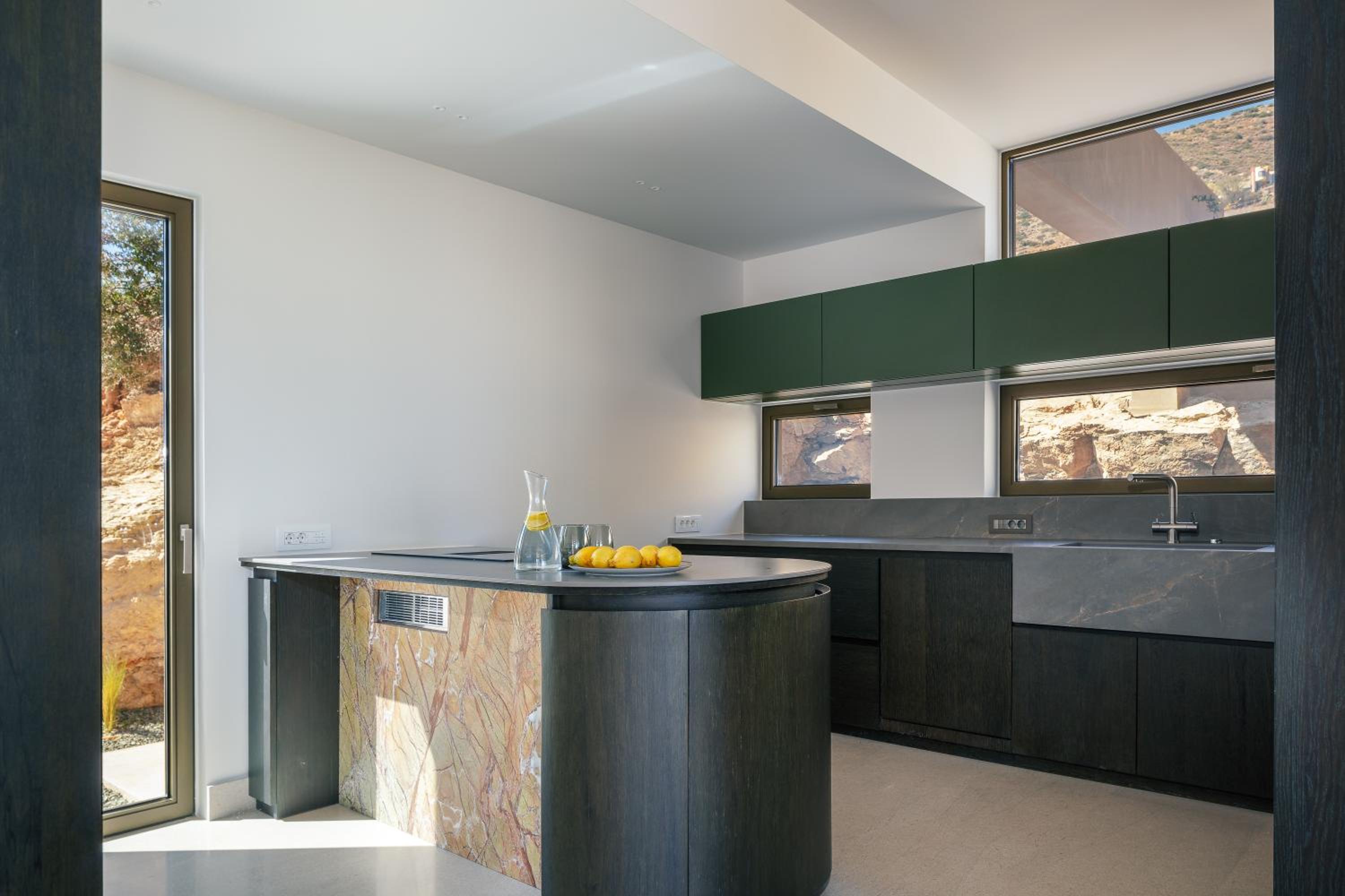 Villa Katy - Sea vistas & Minimalist Opulence by etouri