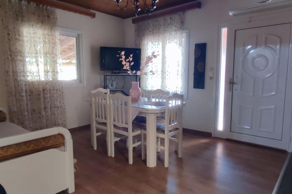 garden house nafplio