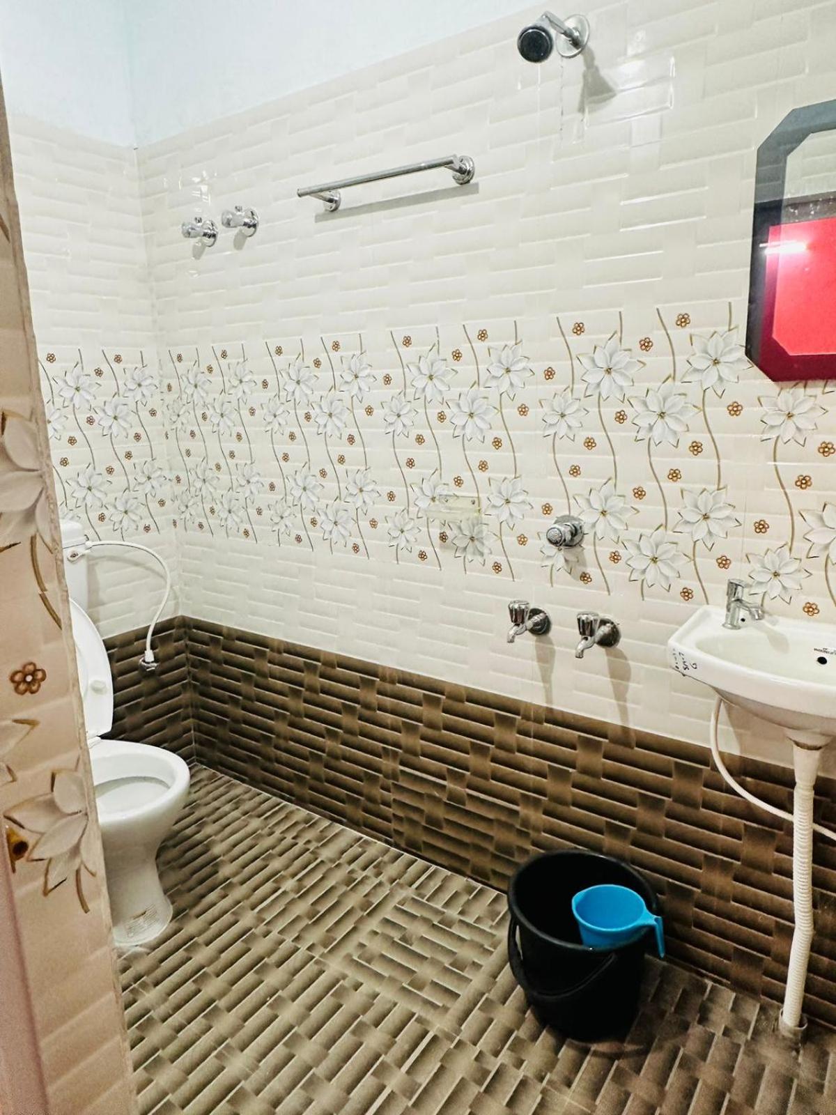 Mangalam guest house