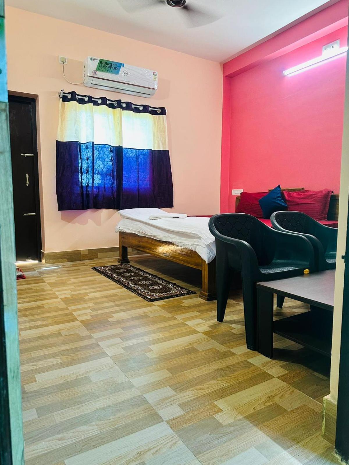 Mangalam guest house