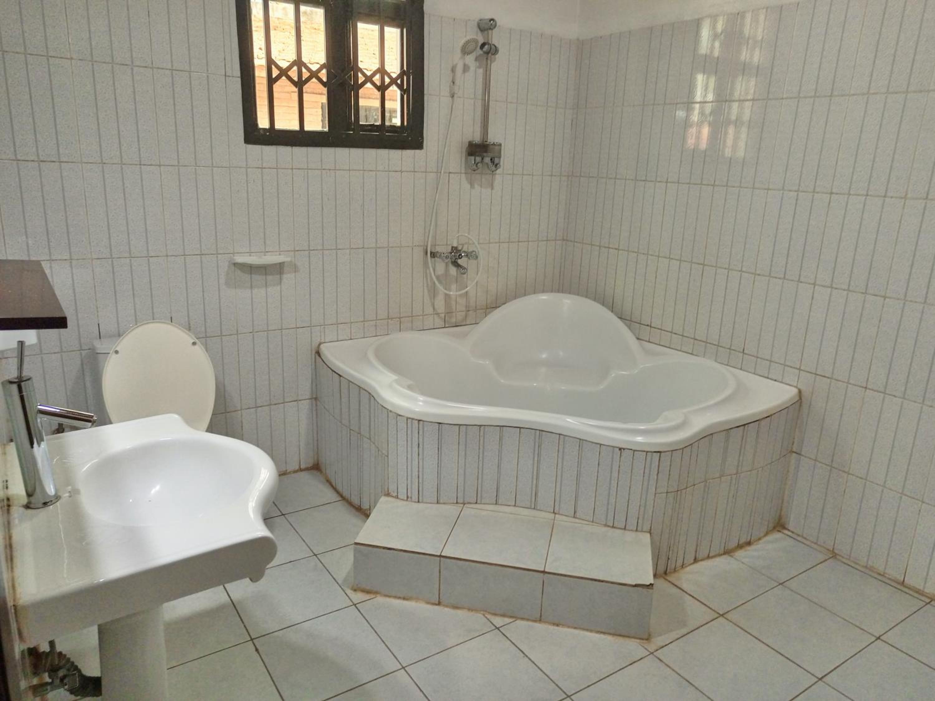 QUICK HOME Kigali view 5