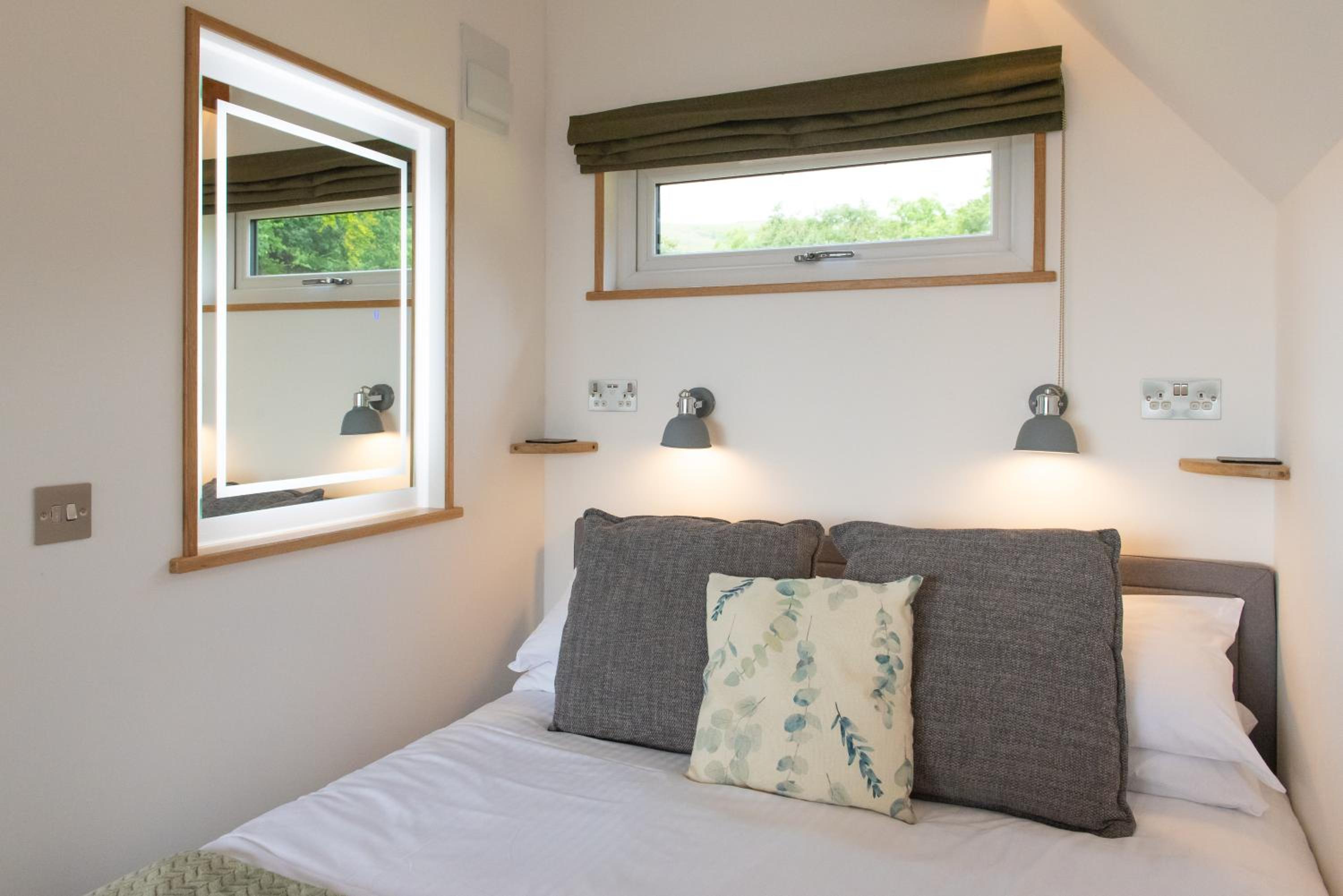 Bonnie Barns - Adults Only Luxury Lodges with hot tubs