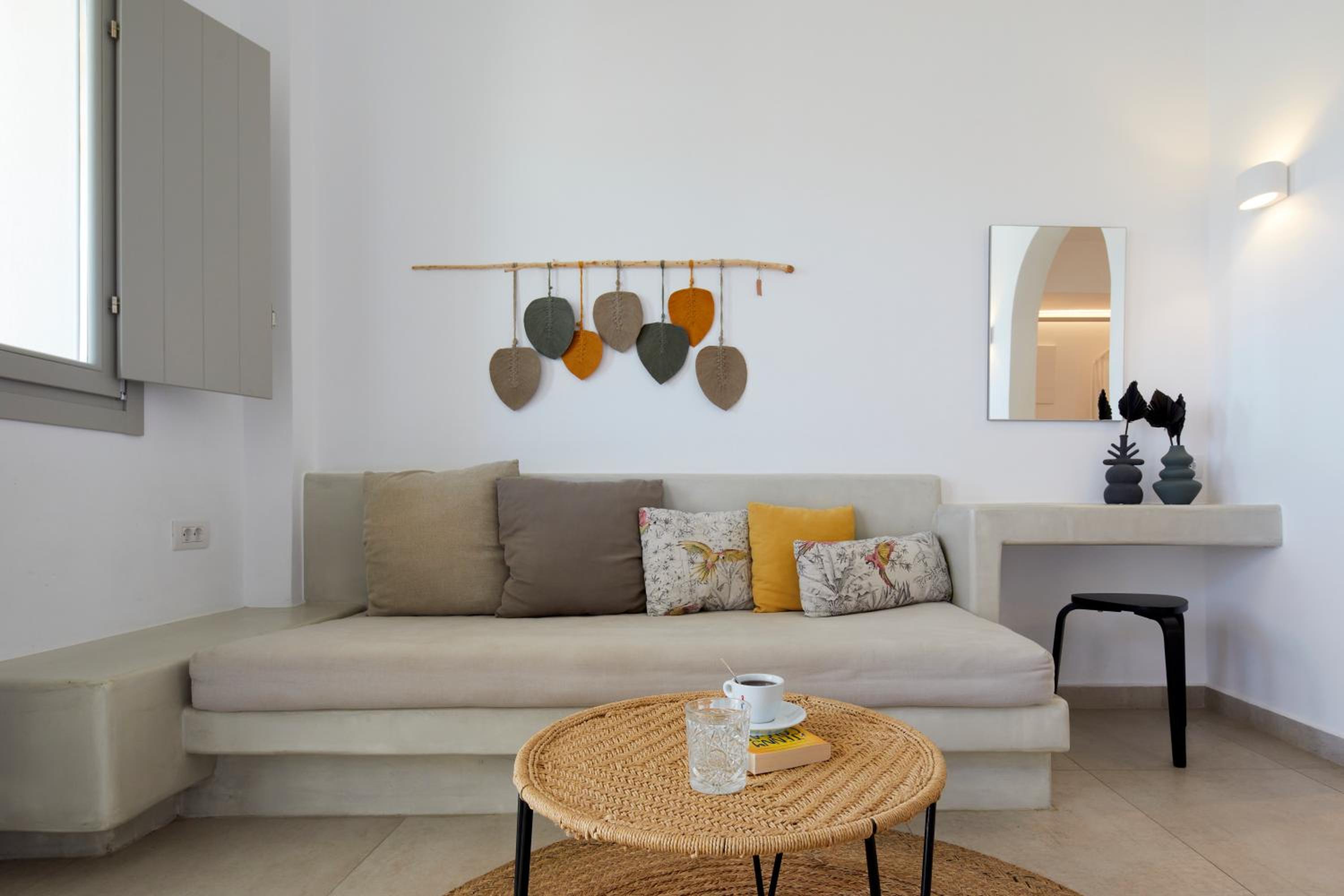 Oia Vacations - Adorno Oia - Property Image 10